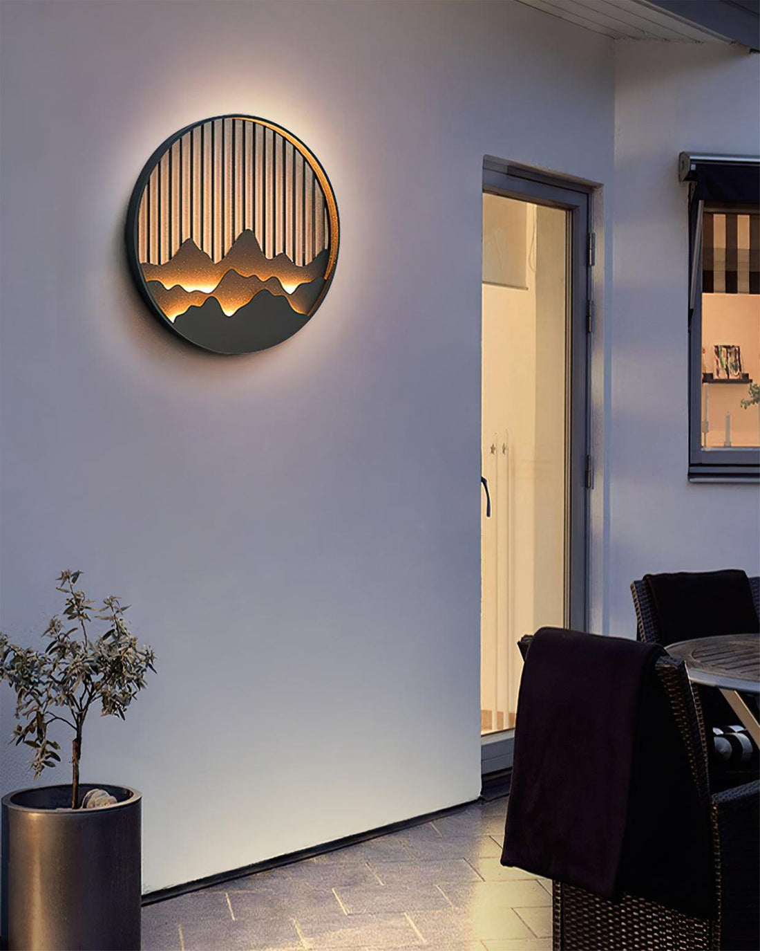 Mountain Outdoor Wall Lamp - Modern Circular Metal Light for Garden