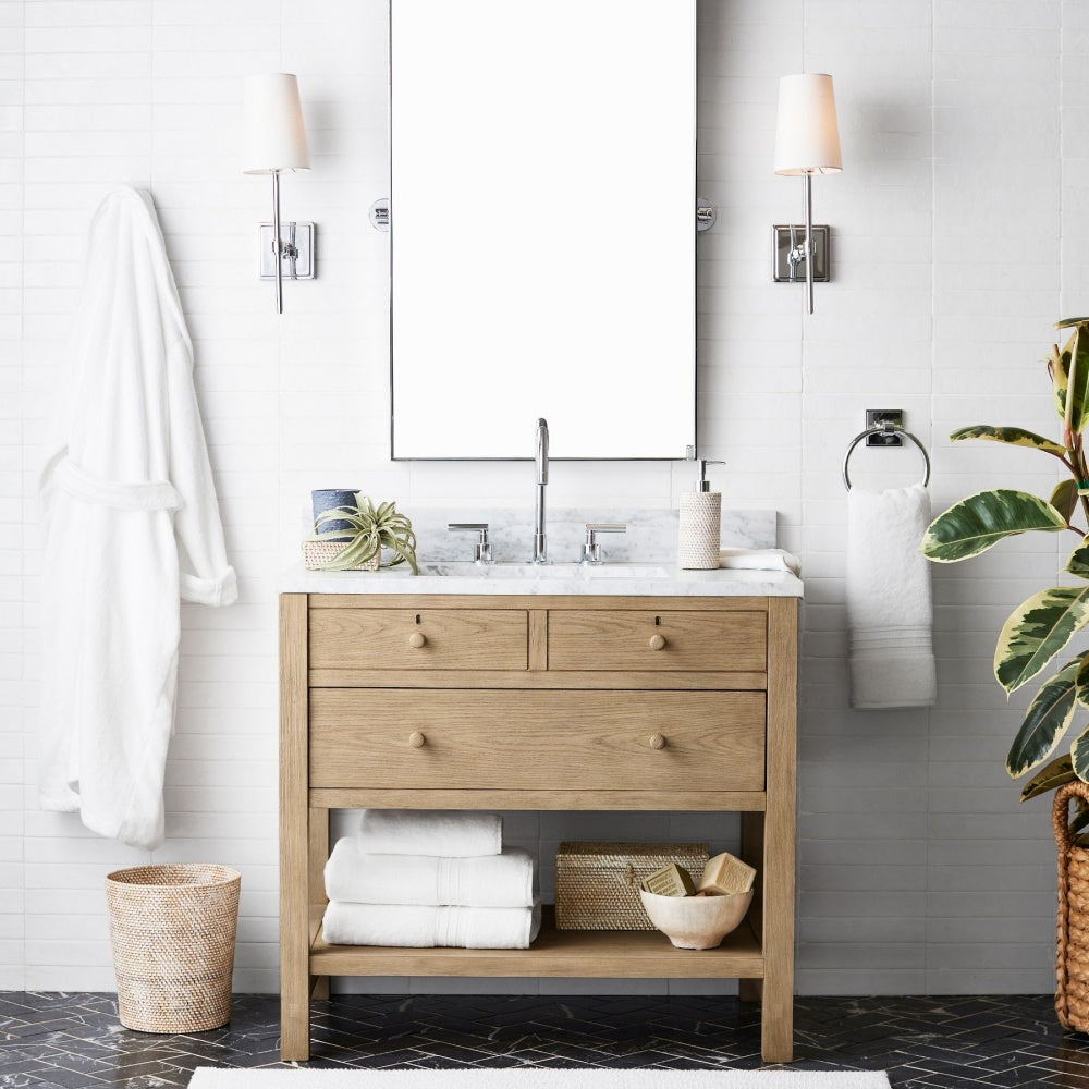 Derlina Wandleuchte mit weißen Leinenschirmen – Retro-Metall-Mehrkopfleuchte