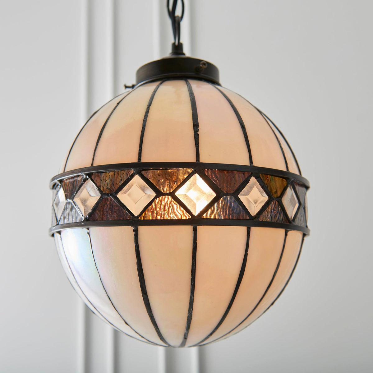 TF Fargo Tiffany Style Globe Pendant – Handcrafted Art Glass Sphere Light for Kitchen Island