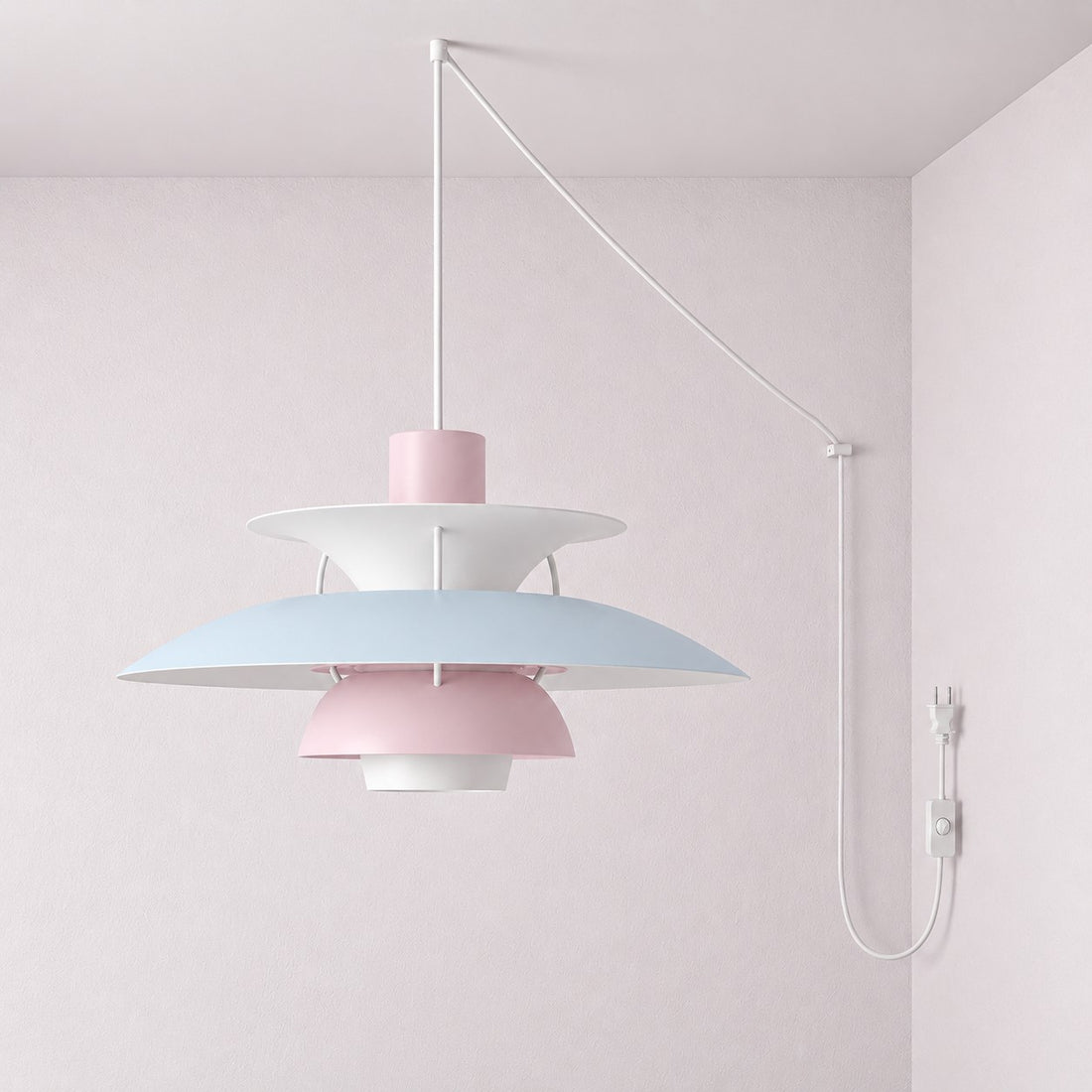 Moderne mehrlagige bunte Pendelleuchte mit Stecker und Zugkabel - Hängelampe aus Metall