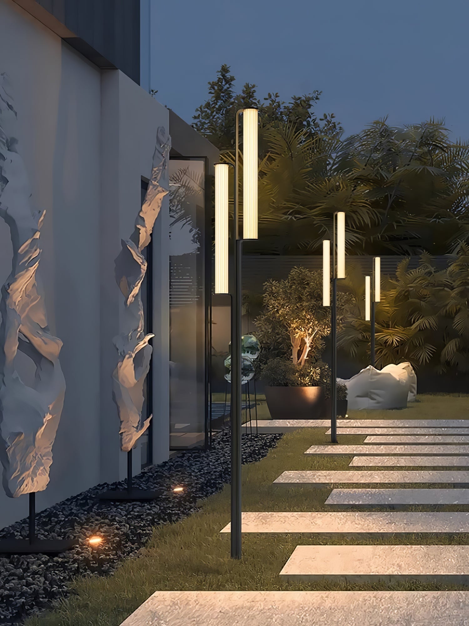 Außenstehlampe – Modernes LED-Bogenlicht für Garten, Terrasse oder Gehweg
