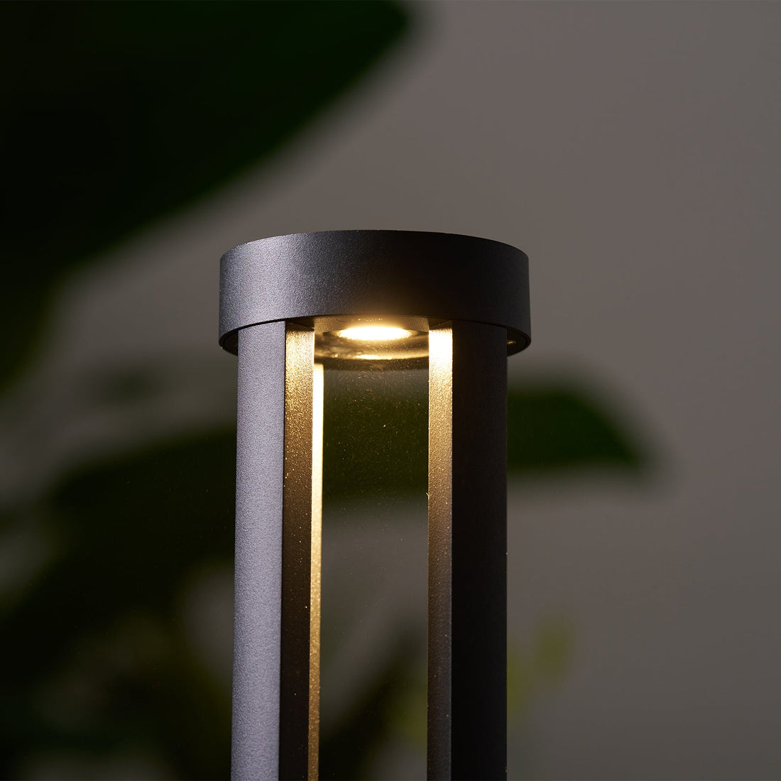 Black Solar Outdoor Post Light - Waterproof Solar Post Lamp