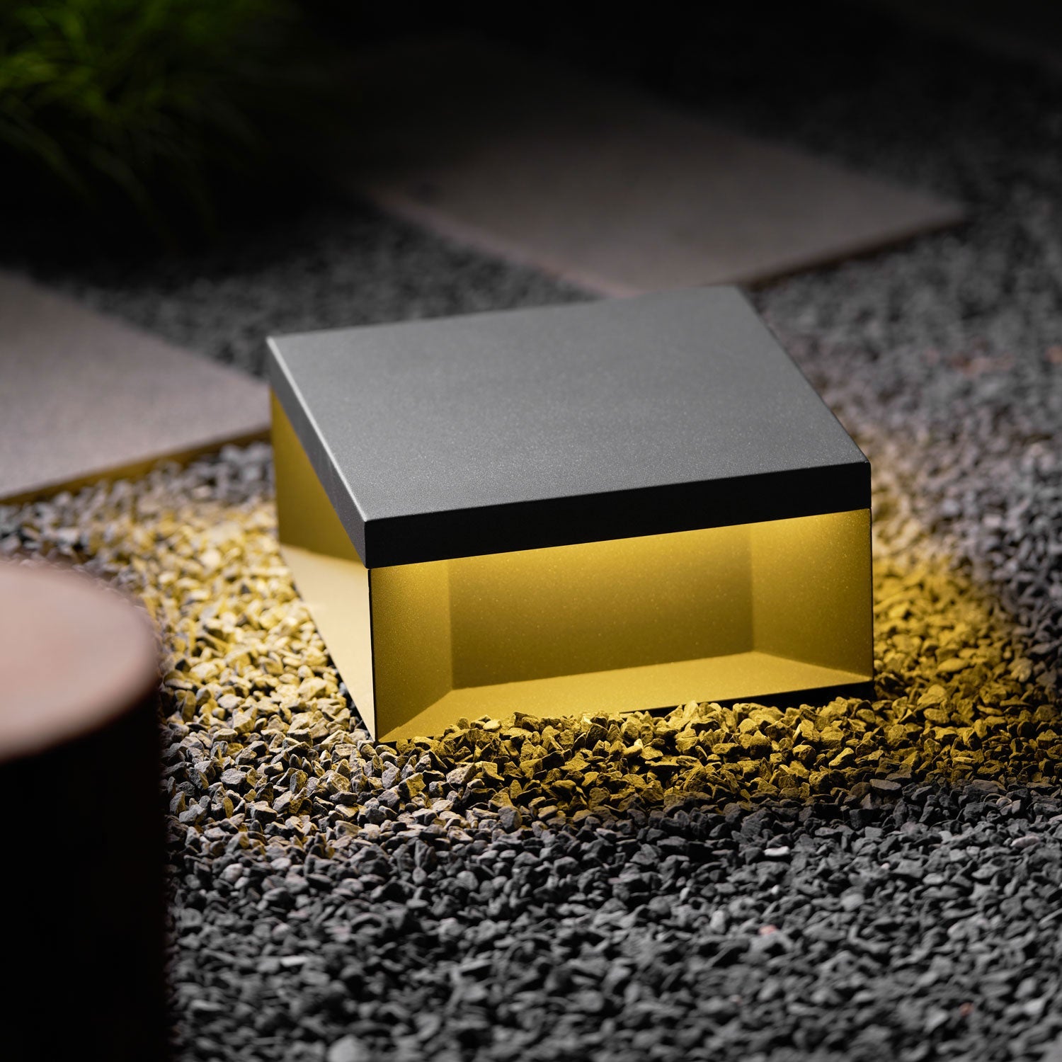 Outdoor Post Light - Durable Garden Lamp for Patio & Pathway