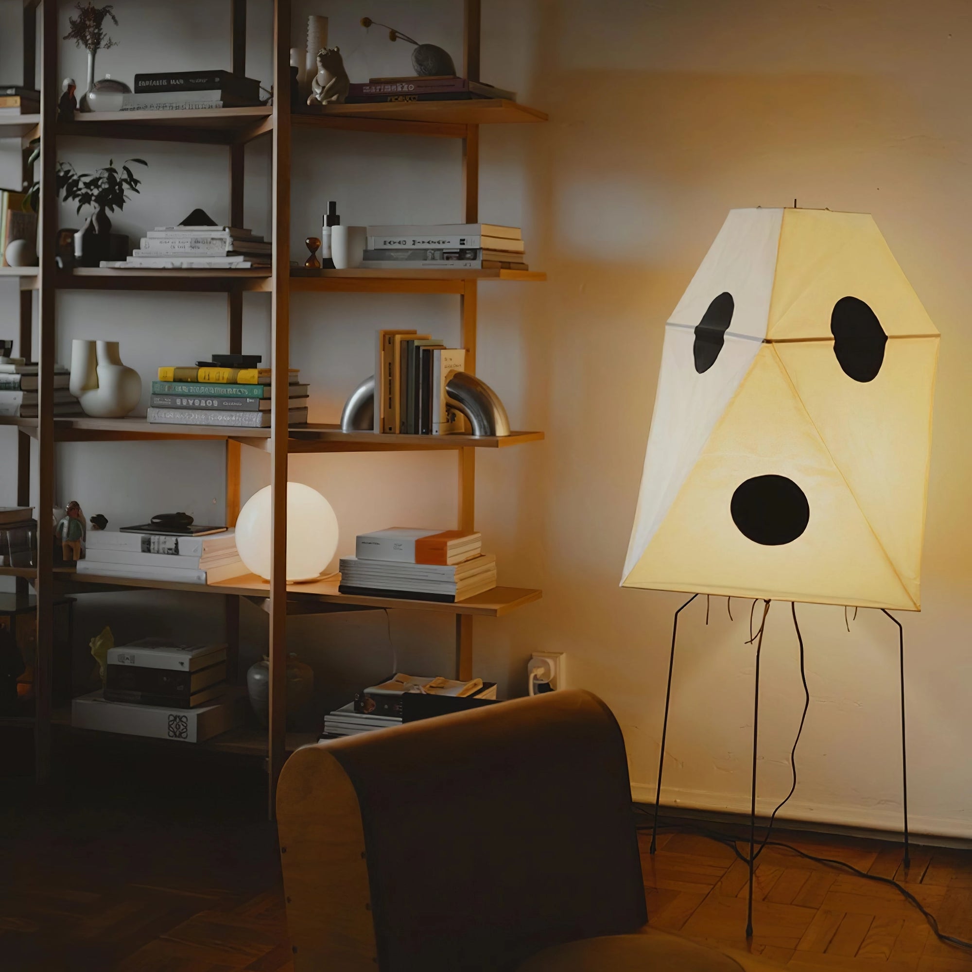 Origami Floor Lamp - Sculptural Light for Living Room & Reading Nook