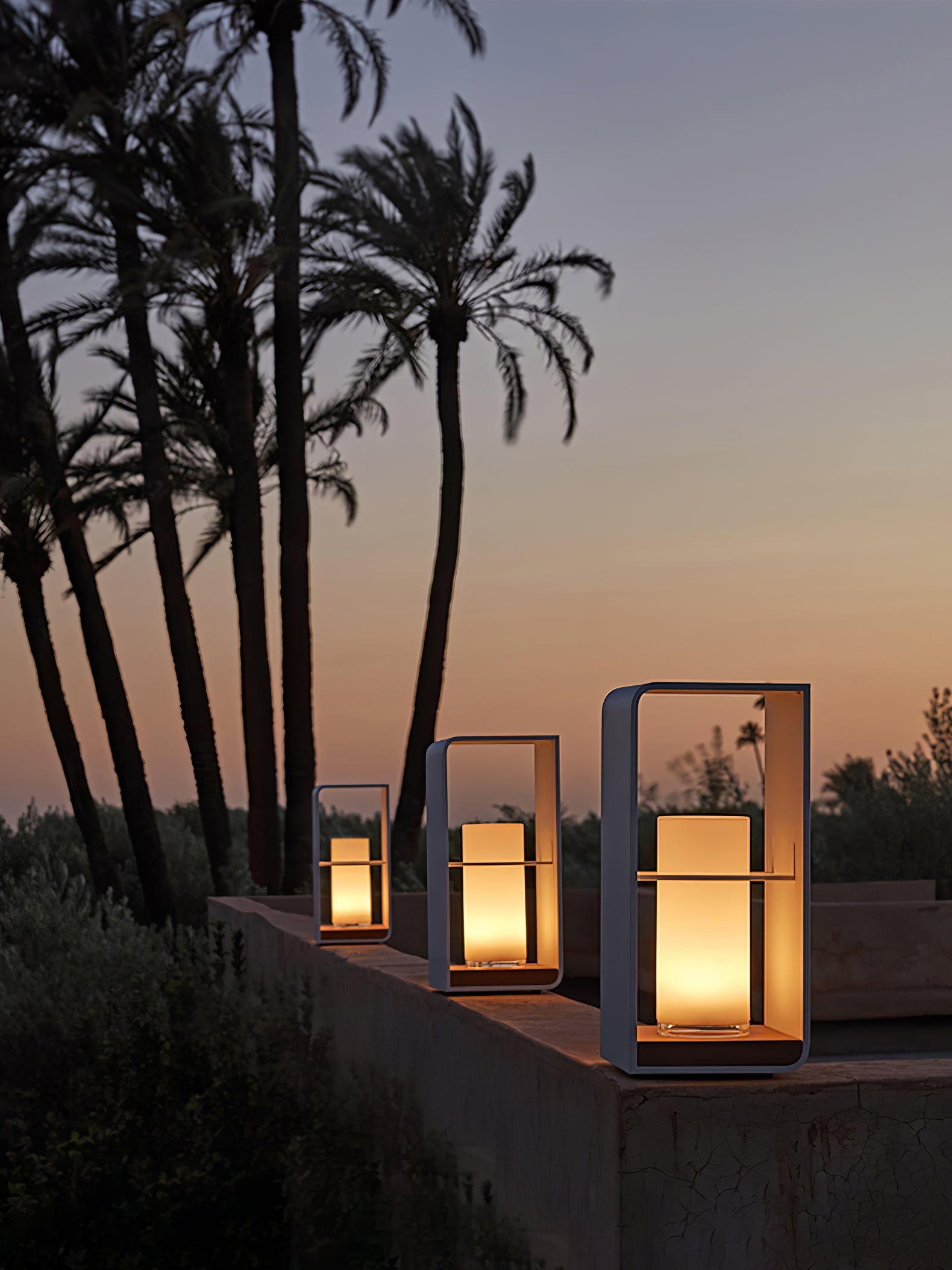 Garden Solar Light - Durable LED Lamp for Outdoor Patio & Pathway