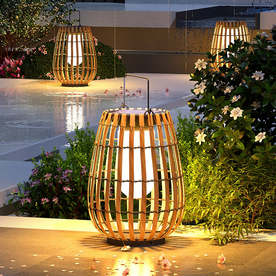 Tropic Braid Outdoor Lamp - Faux-Rattan Metal Waterproof