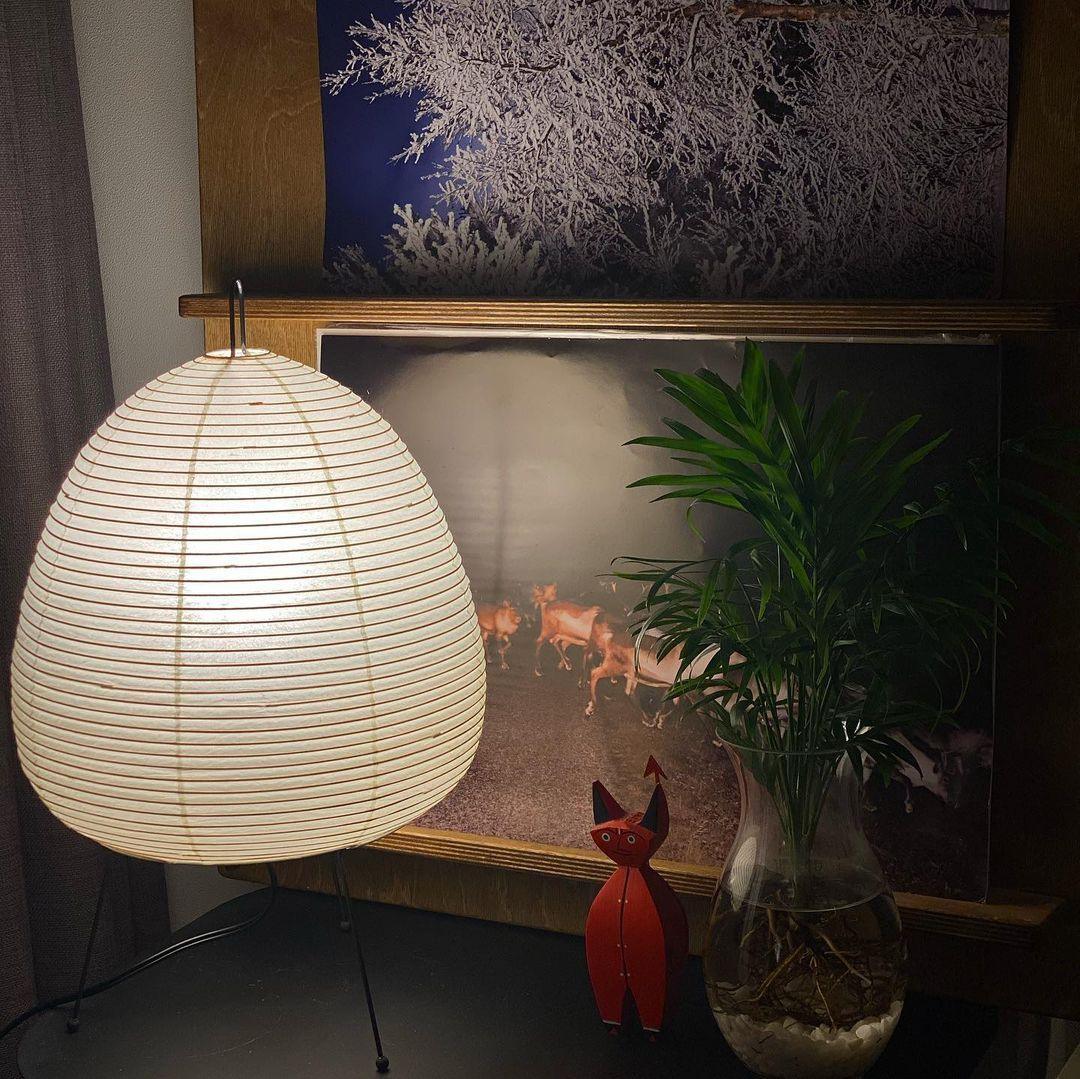 Japanisch inspirierte Papiertischlampe – Maulbeerpapierlampe fürs Schlafzimmer