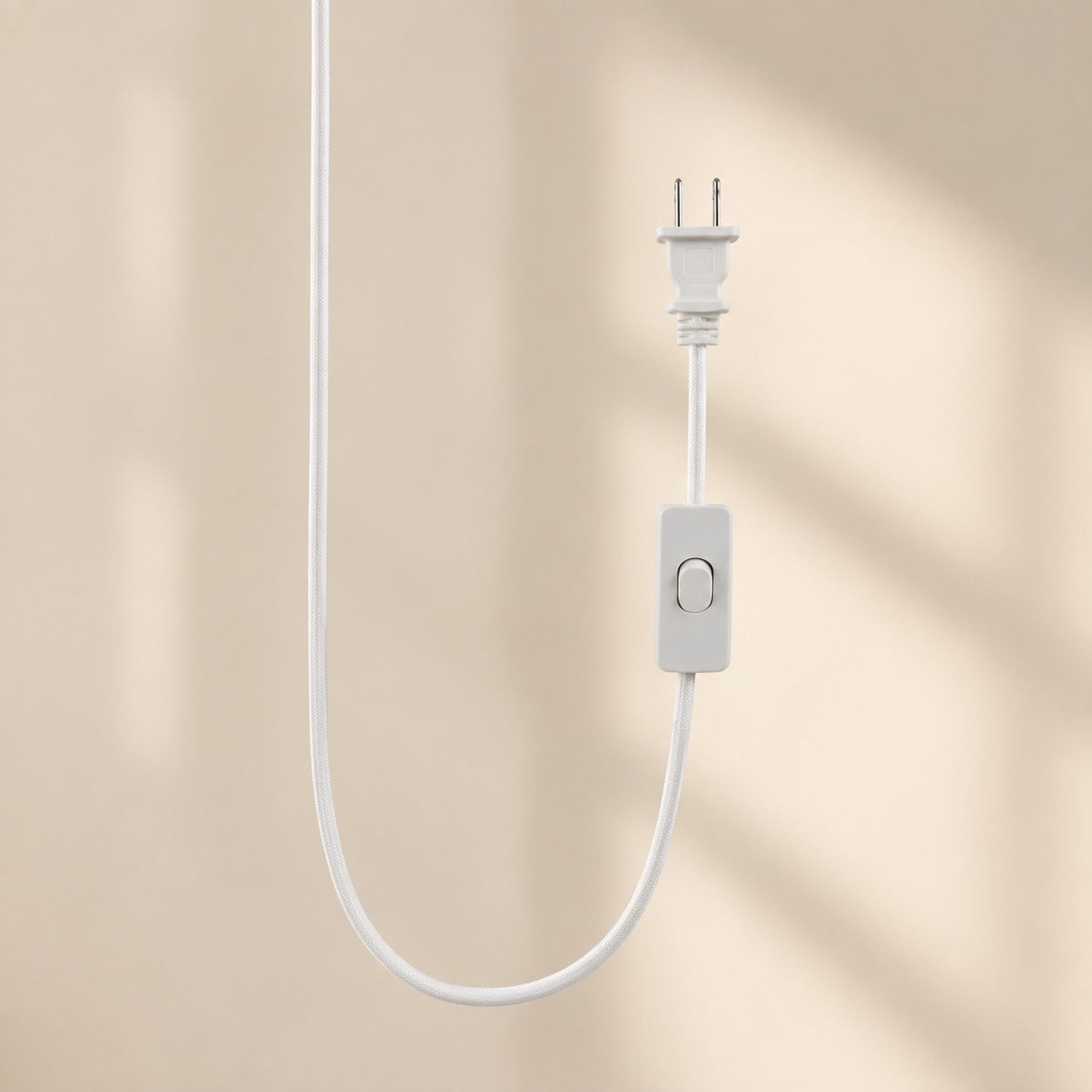 Plug-in-Pendelleuchte mit mehrlagigem plissiertem Stoff