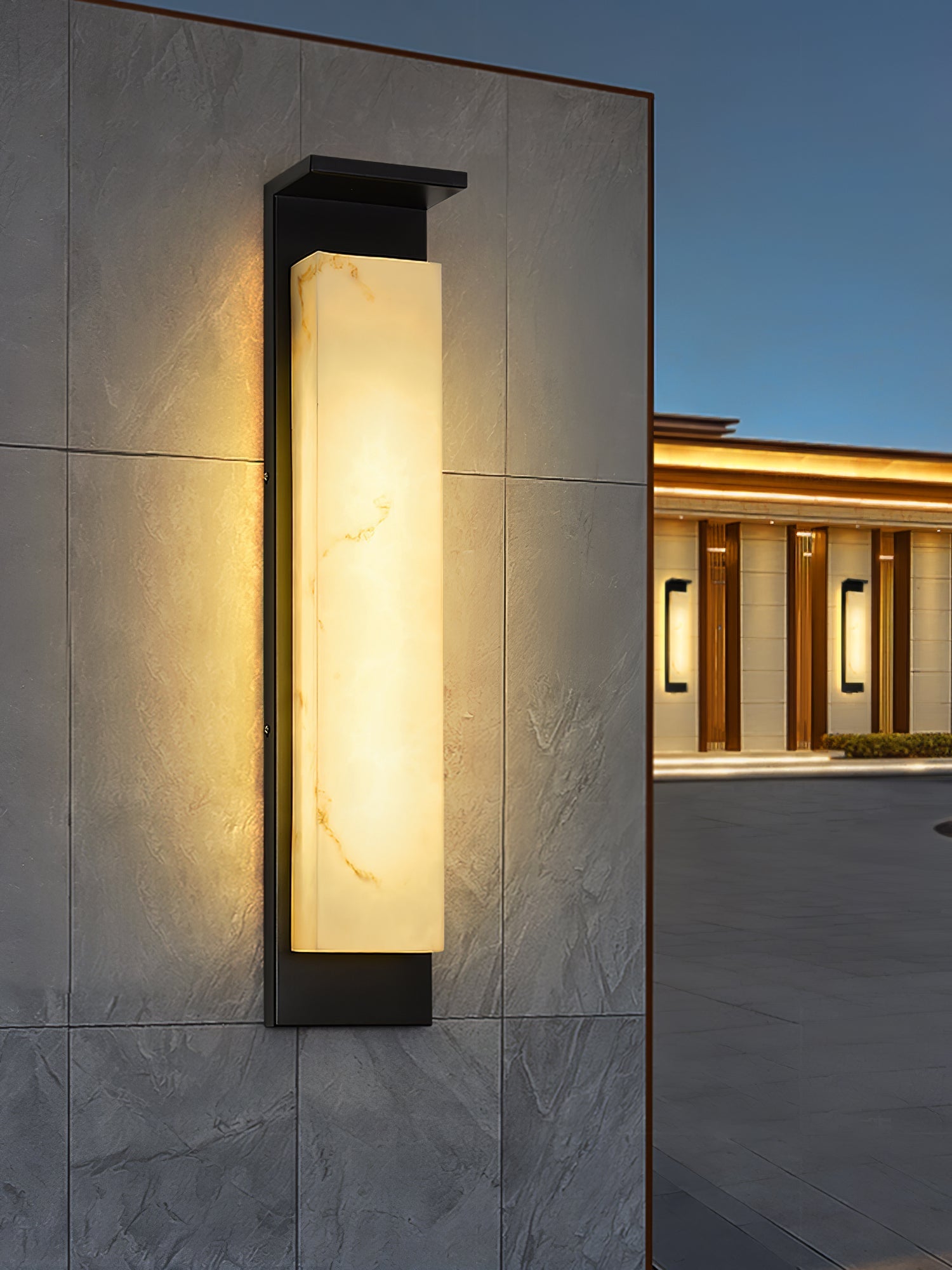 Outdoor Wall Light - Weatherproof - Robust Lighting