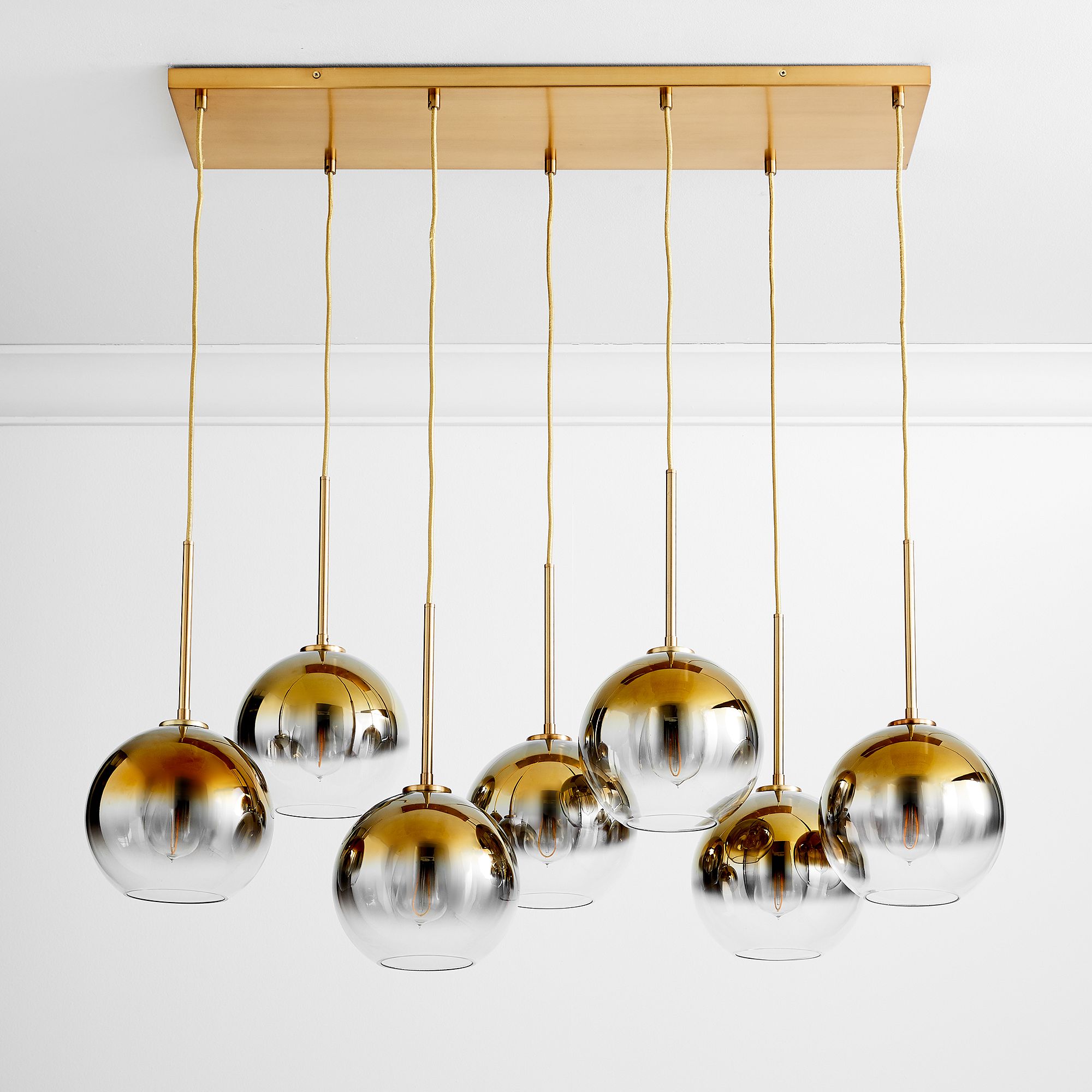 Selvion Elegant 7-Light Globe Chandelier – Glass Pendant Light