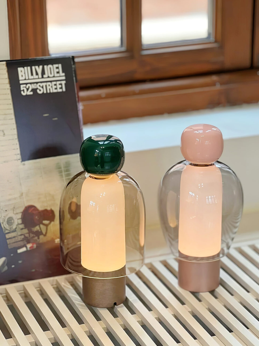 Tischlampe – Tragbare wiederaufladbare Lampe für den Einsatz im Wohnzimmer und Schlafzimmer