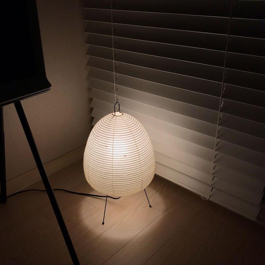 Japanisch inspirierte Papiertischlampe – Maulbeerpapierlampe fürs Schlafzimmer