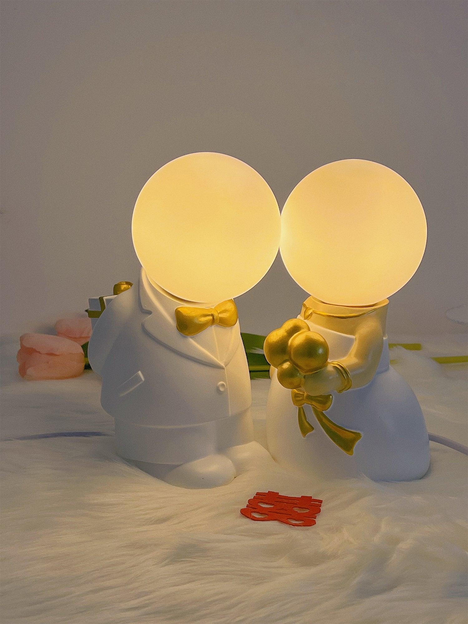 Tischlampe mit Hochzeitsfigur – wiederaufladbares LED-Licht für Veranstaltungen