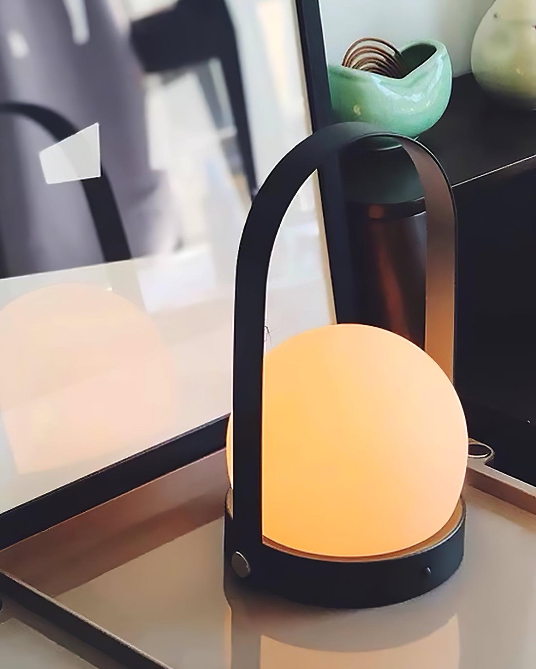 Tragbare Akku-Tischlampe – Moderne Lampe für Schreibtisch und Schlafzimmer
