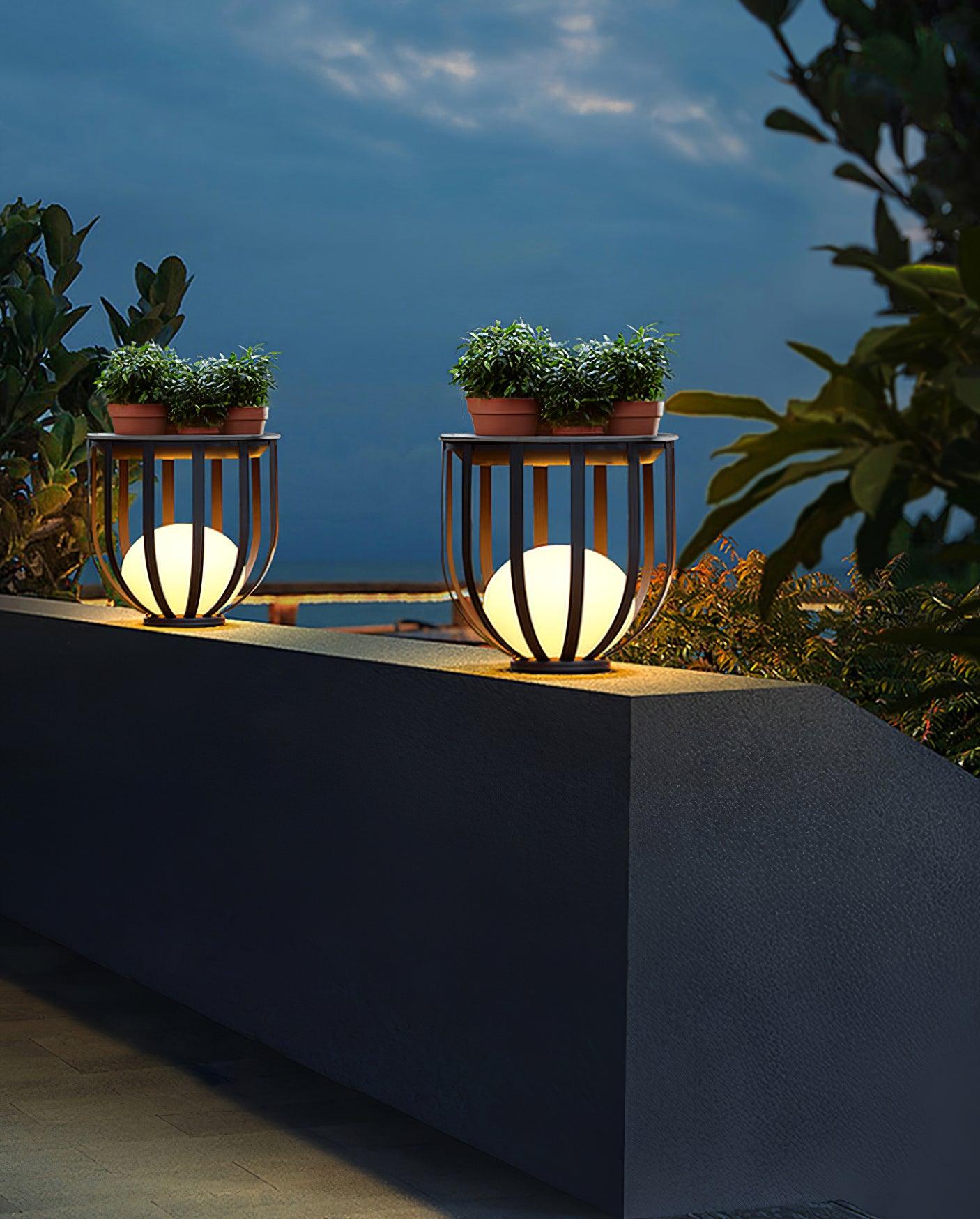 Garten-Außenstehlampe - Dimmbares LED-Licht mit Tablett und Blumentopf