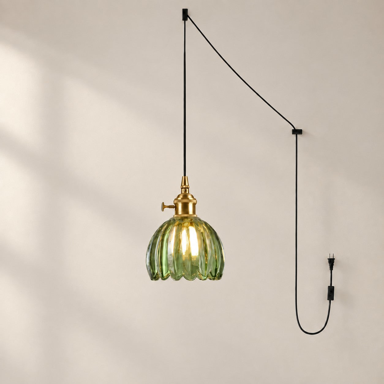 Vintage-Blüten-Pendelleuchte aus Glas mit Stecker