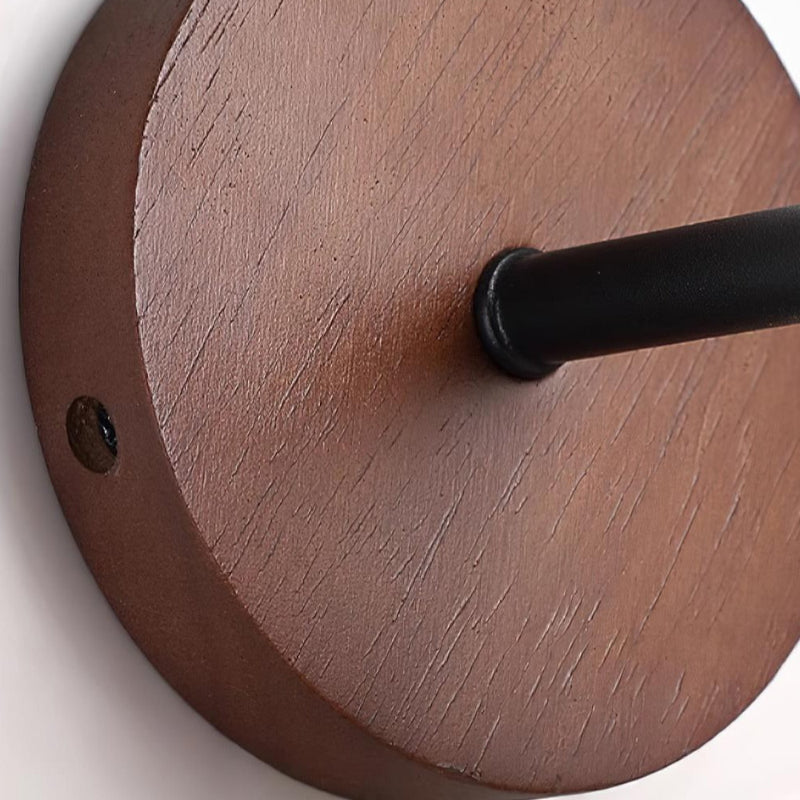Minimalistische Wandleuchte aus Travertin im konischen Design