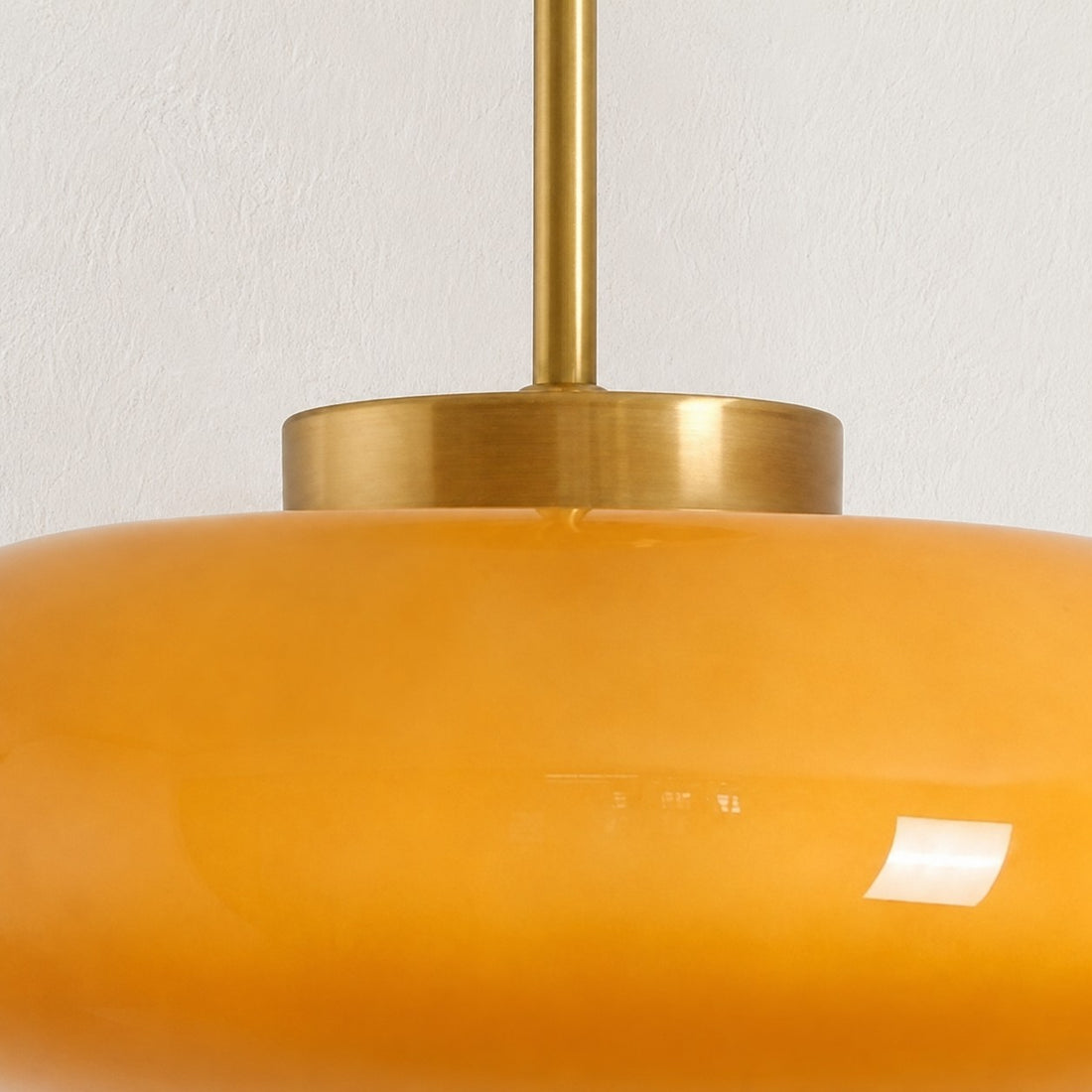 Elegante Bauhaus Scheiben-Deckenlampe für Wohnräume und Studios