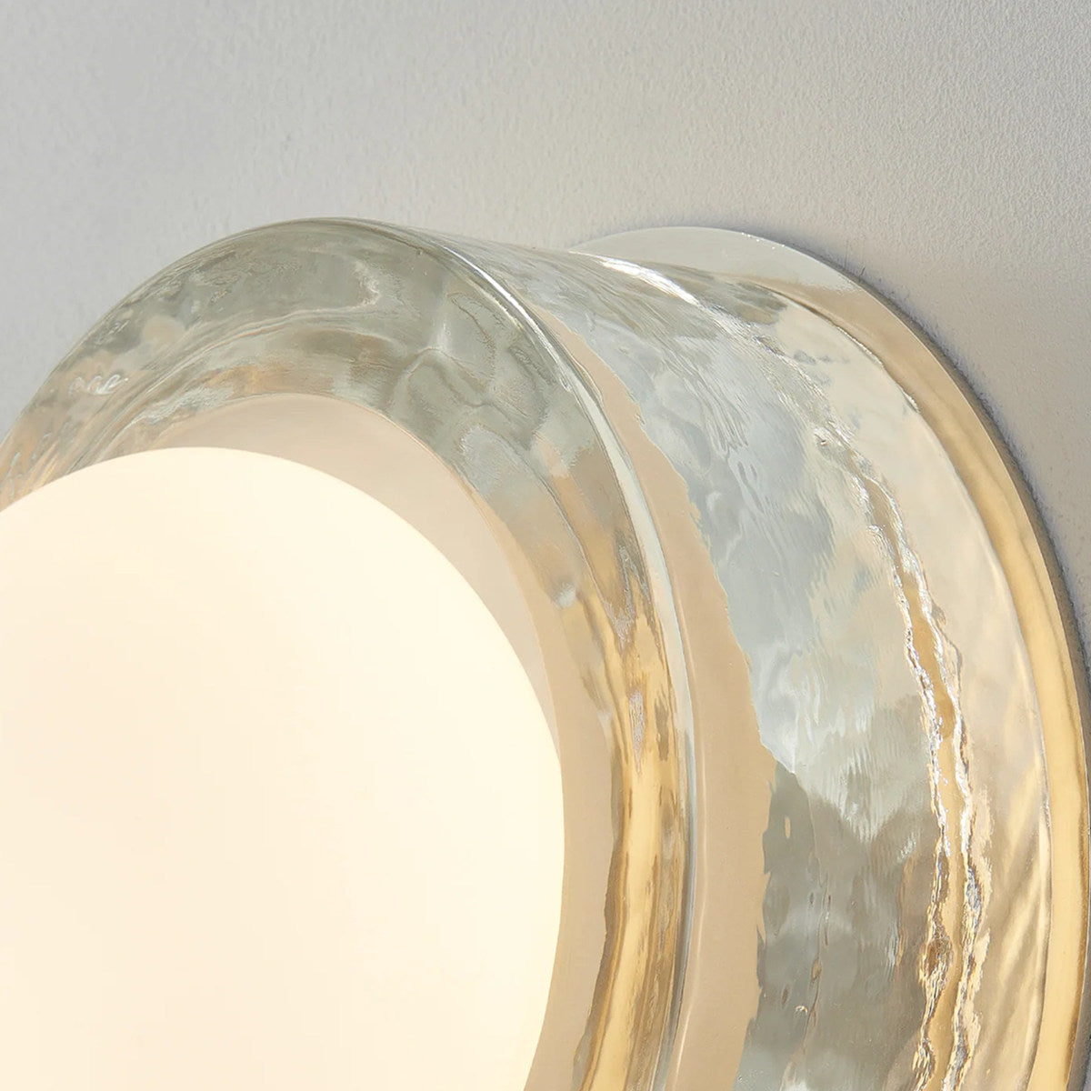 Vellaro Wall Sconce Glass and Metal Design - Timeless Style for Kitchen and Office Lighting