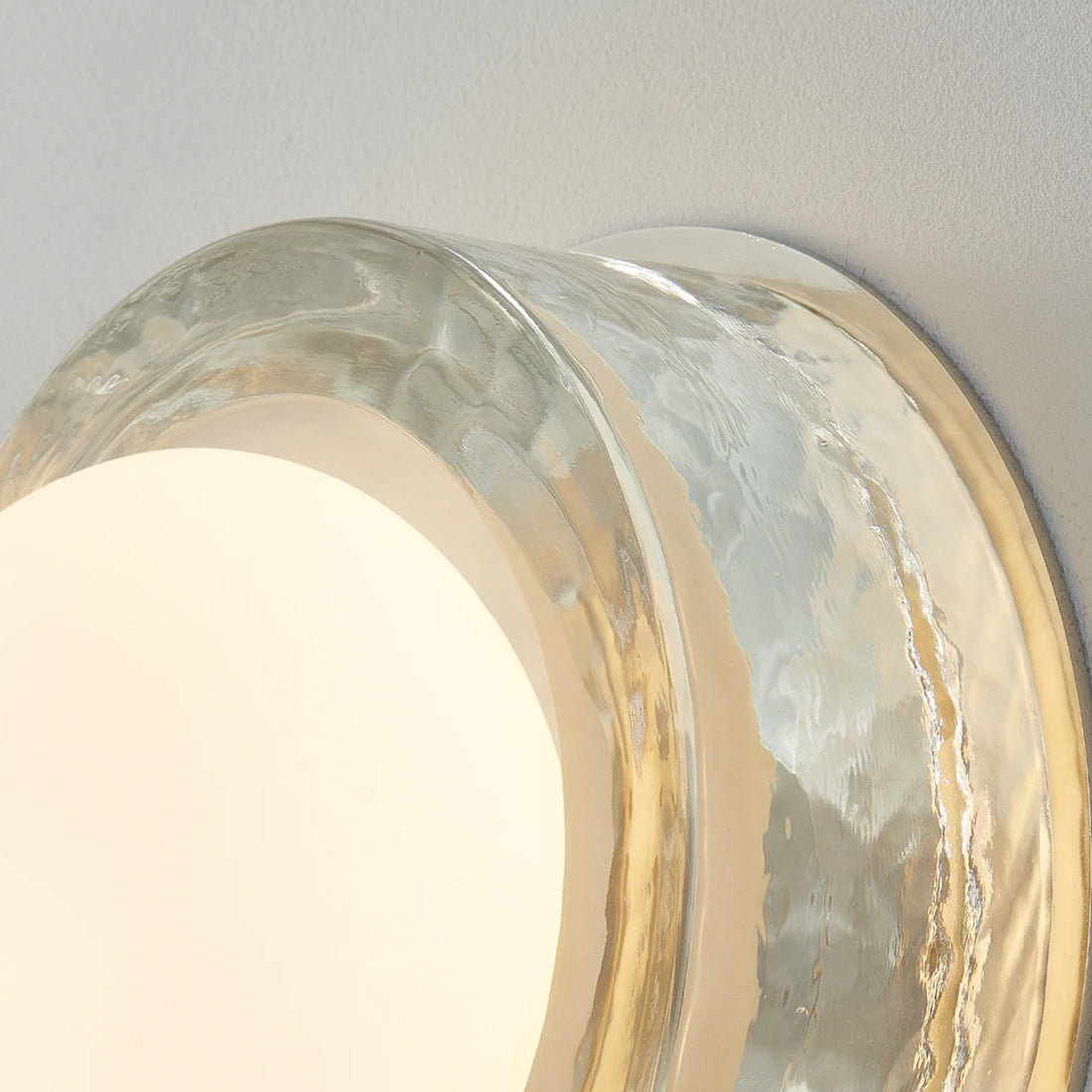 Vellaro Wall Sconce Glass and Metal Design - Timeless Style for Kitchen and Office Lighting