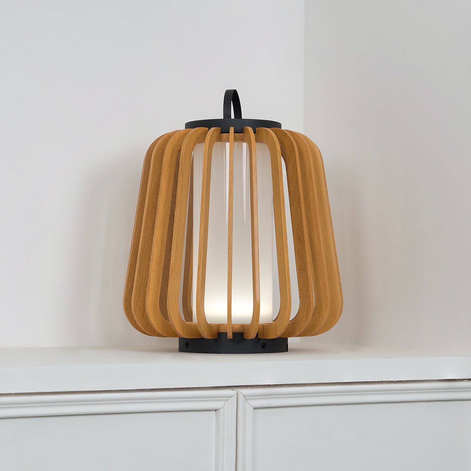 Outdoor Portable Lantern Lamp - Compact Rechargeable Light for Hiking