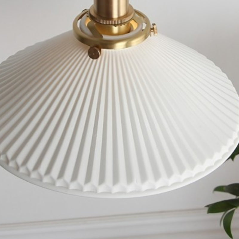 Cerelle Pleated Ceramic Wall Light – Sculptural Ribbed Design Sconce for Bedroom or Hallway N30