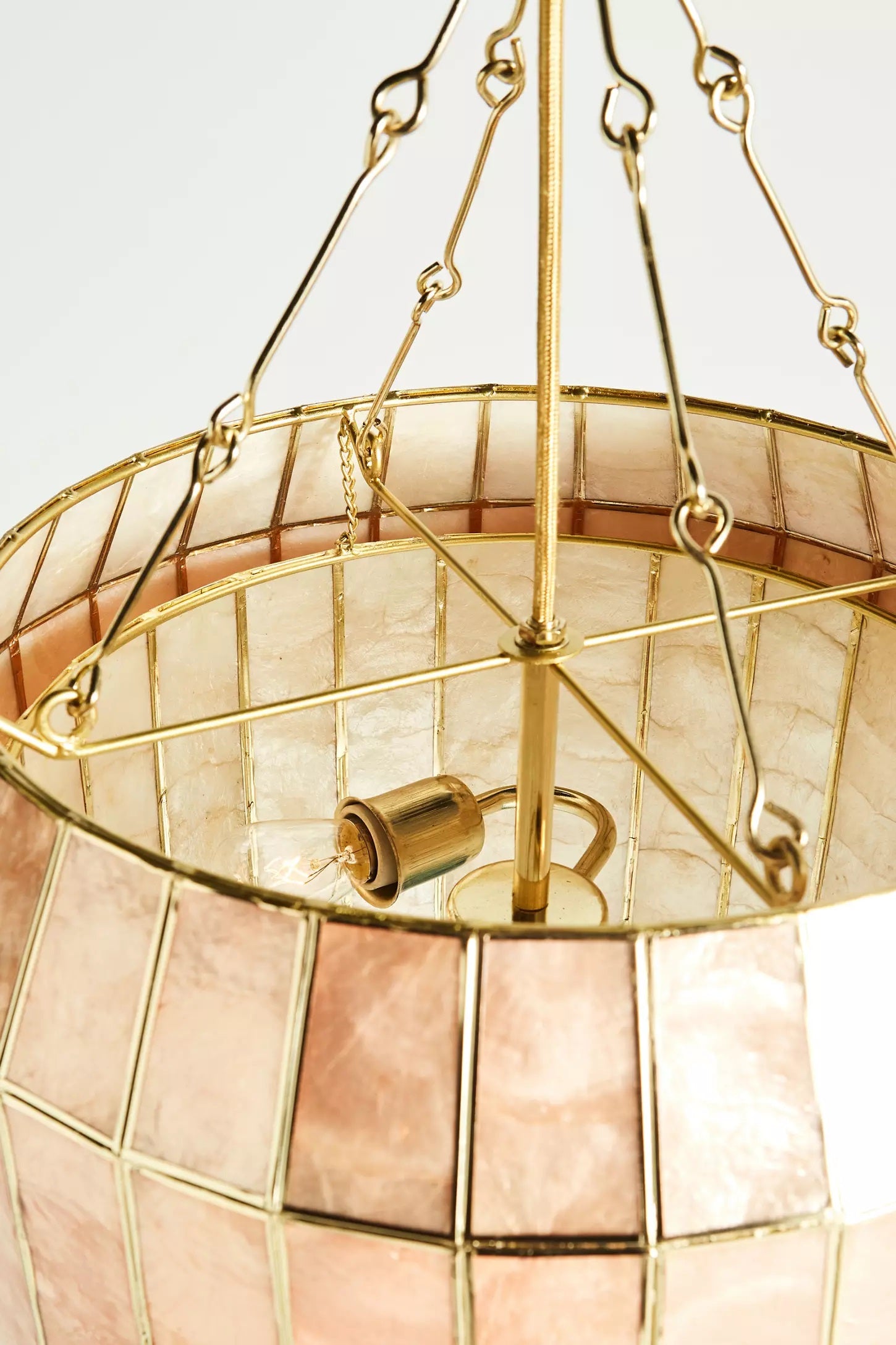 Lumica Capiz Facetten-Pendelleuchte – Elegantes natürliches Muscheldesign