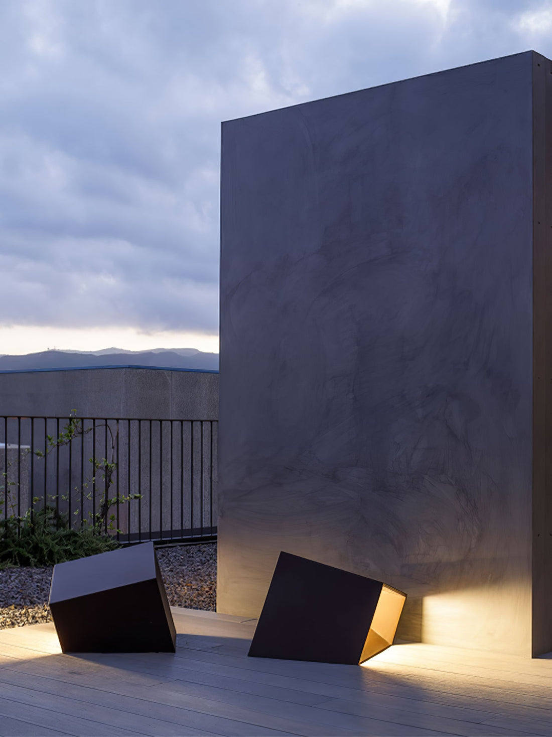 Cube Outdoor LED Lamp - Modern Weatherproof Light for Garden & Patio