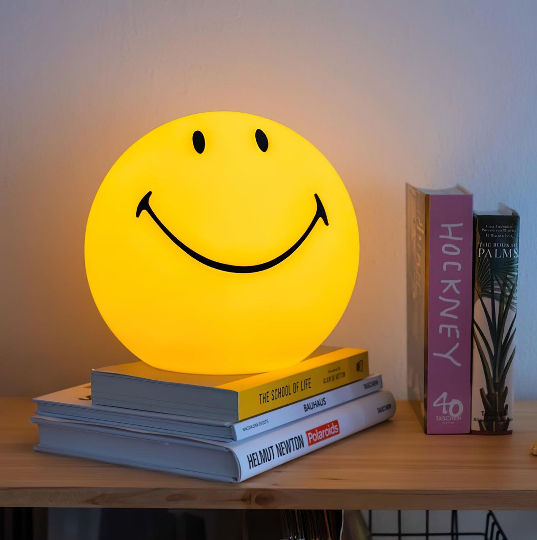 Smiling Wiederaufladbare Tischlampe - LED-Licht für Schlafzimmer &amp; Büro