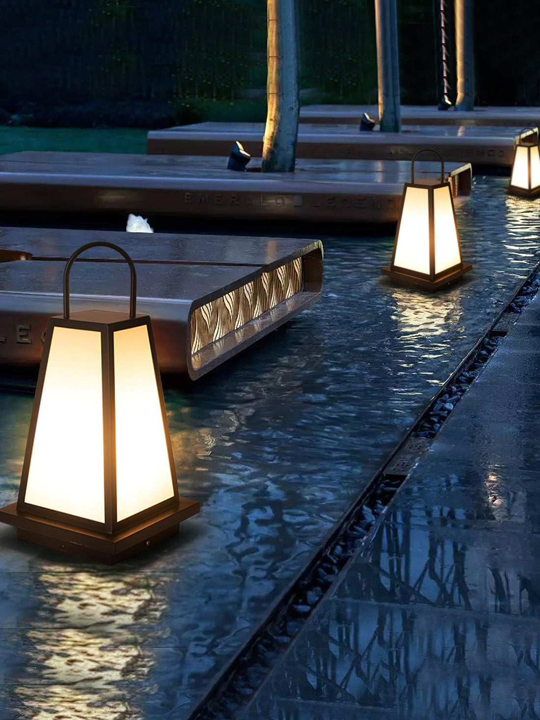 Tragbare Außenlampe – Gartenfertig – Dezente Anmut