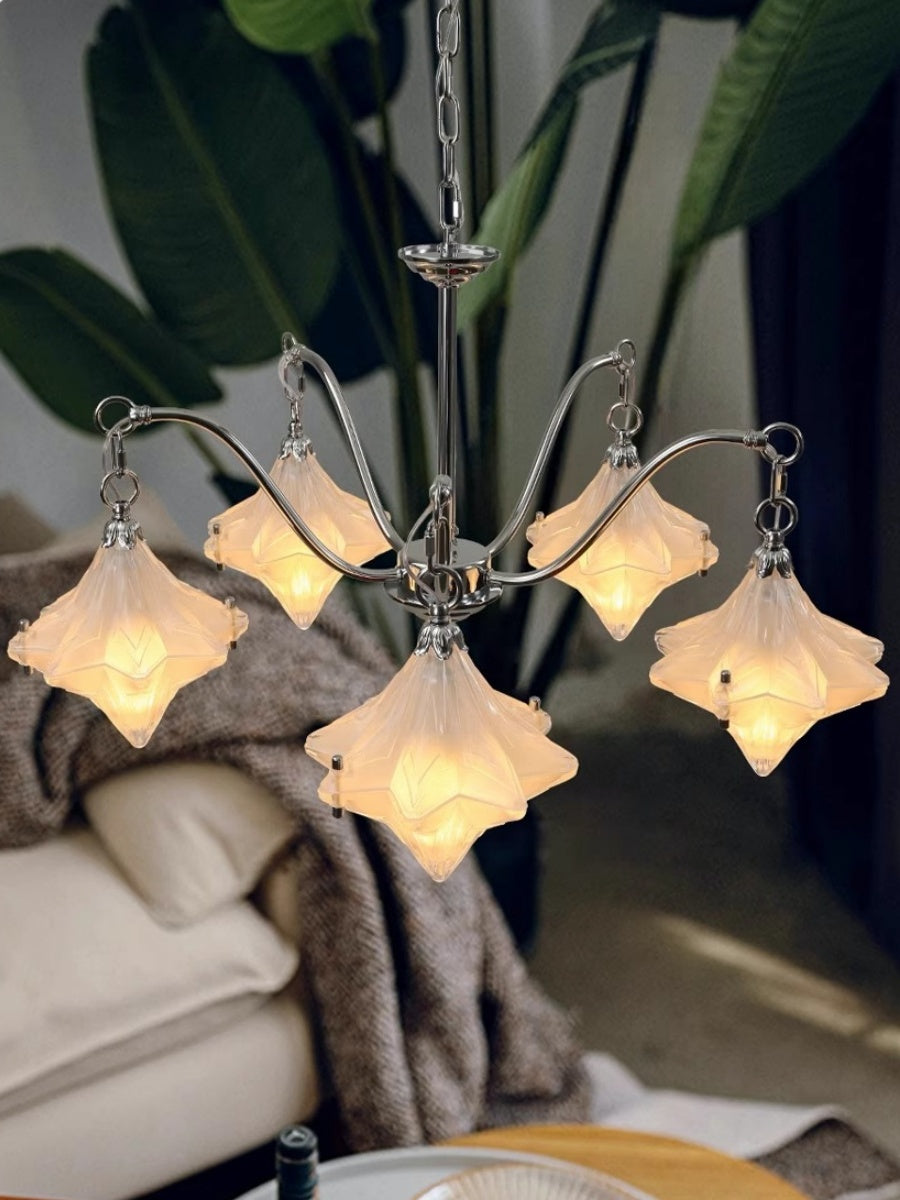 Art Deco Astris Star Kronleuchter - Milchglas-Dekoleuchte für Esszimmer 