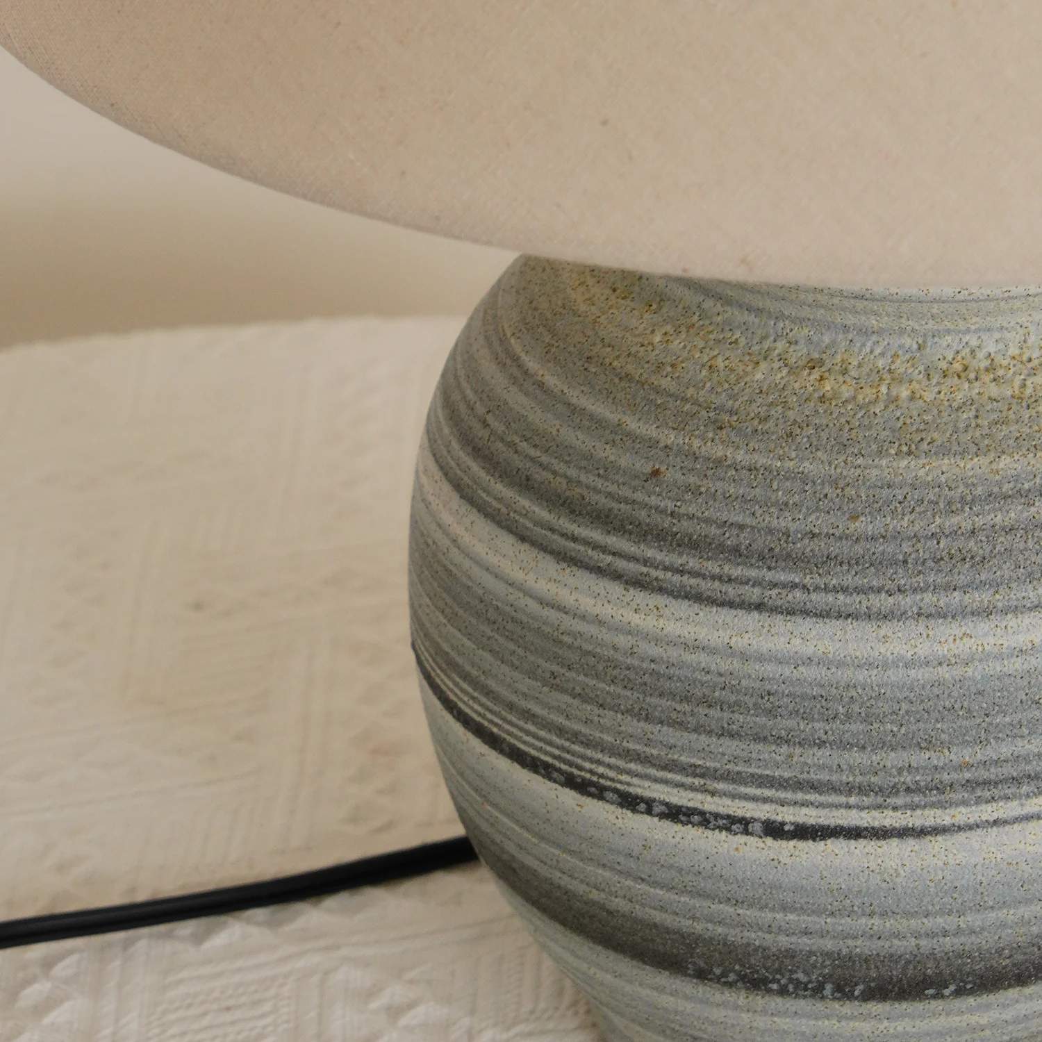 Ceravine Rustic Ceramic Base Table Lamp with Conical Fabric Shade – Elegant Accent Lighting for Home