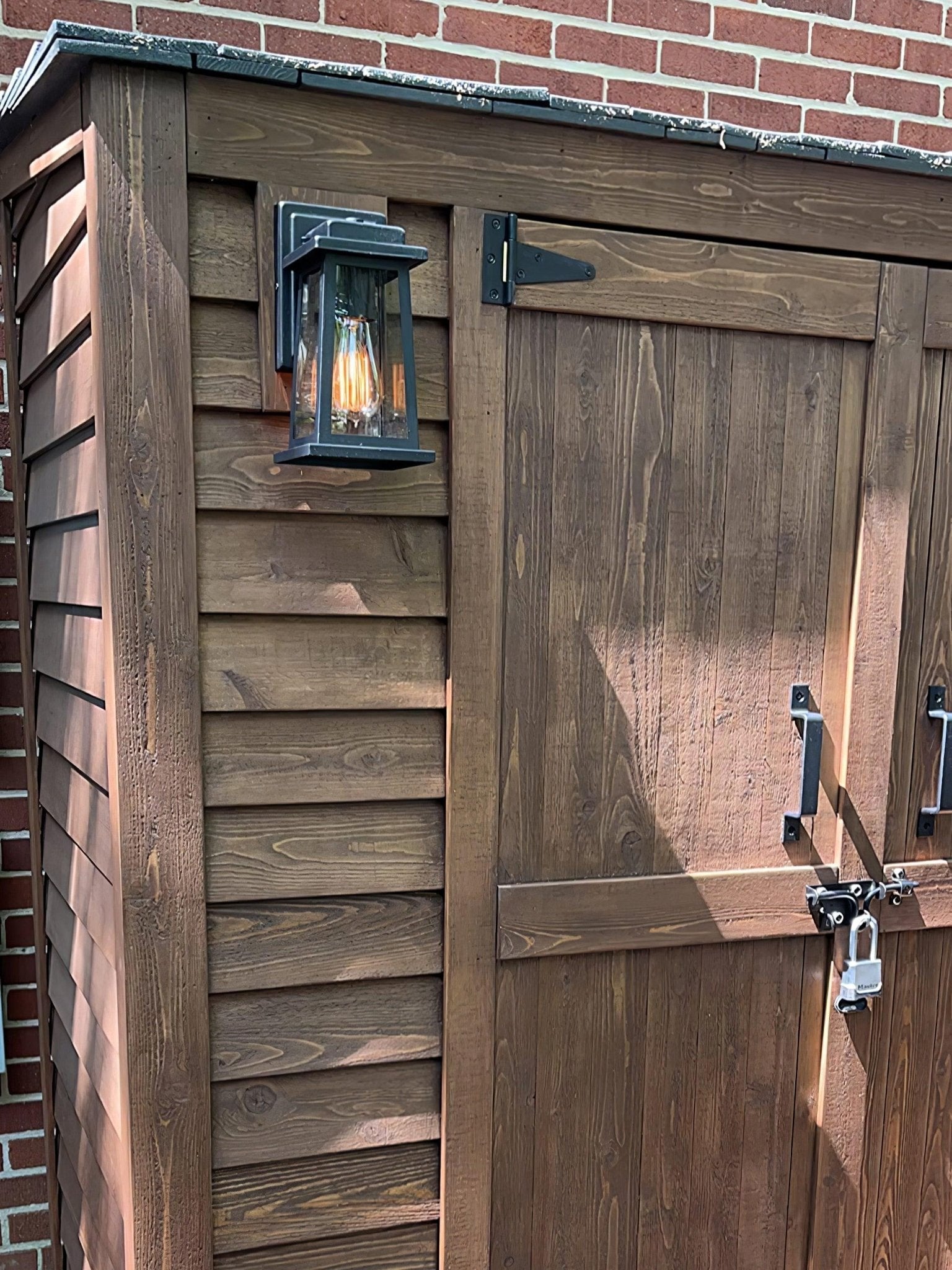 Classic Outdoor Wall Lamp - Black Metal Clear Glass Lantern Lighting