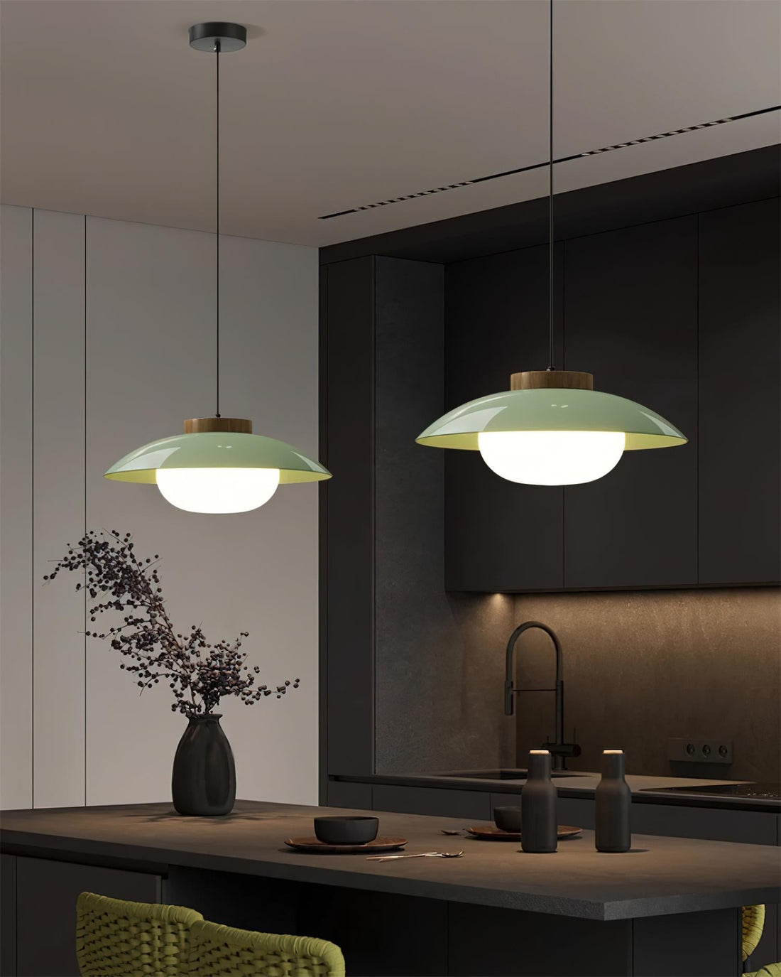 Saucer Plastic Plug-In Pendant Lamp