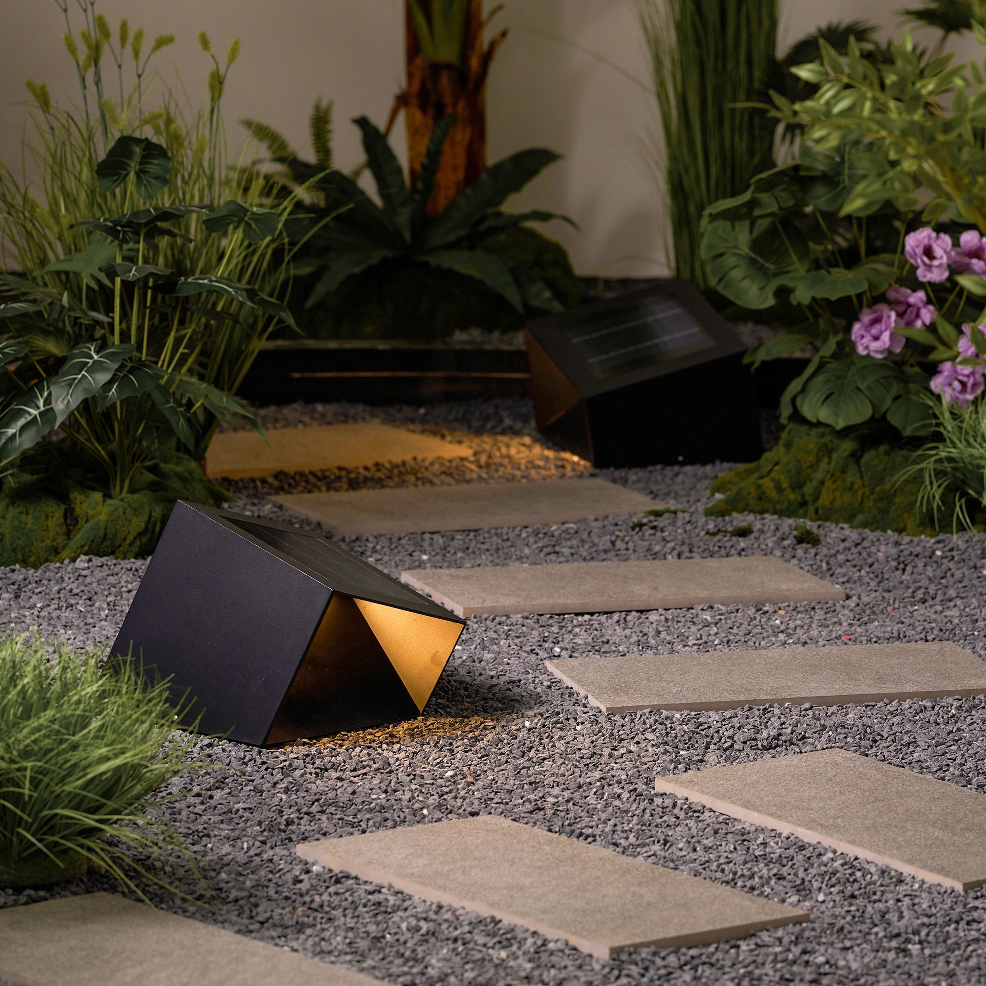Cube Garden Solar Light - Compact LED Lamp for Patio & Small Gardens