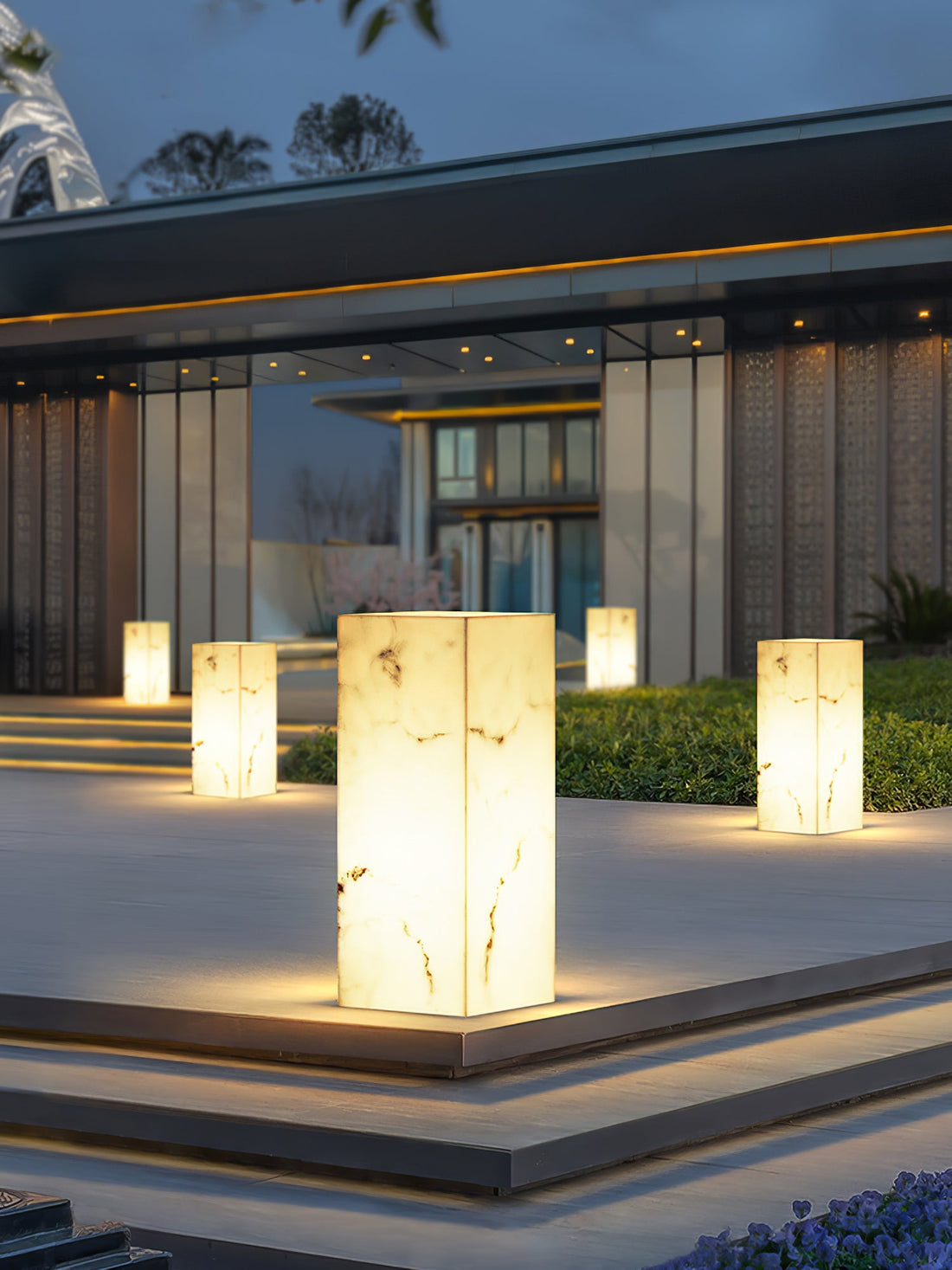 Imitation Marble Outdoor Light - Cube-Shaped Elegant Garden Patio Lamp