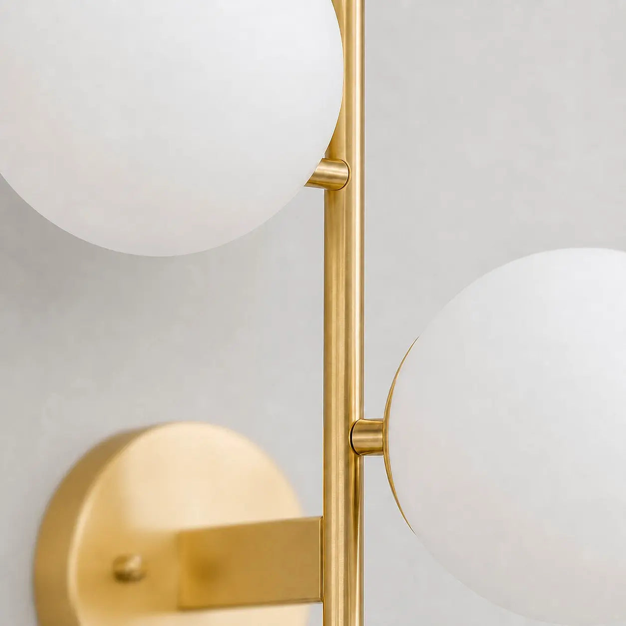 Close-up of the wall sconce metal connection