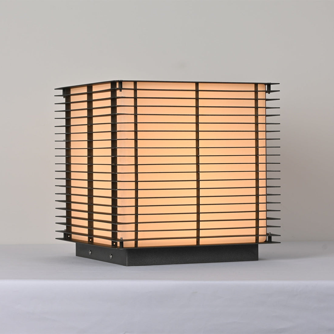 Solar Außenleuchte - Moderne LED Laterne für Garten &amp; Terrasse