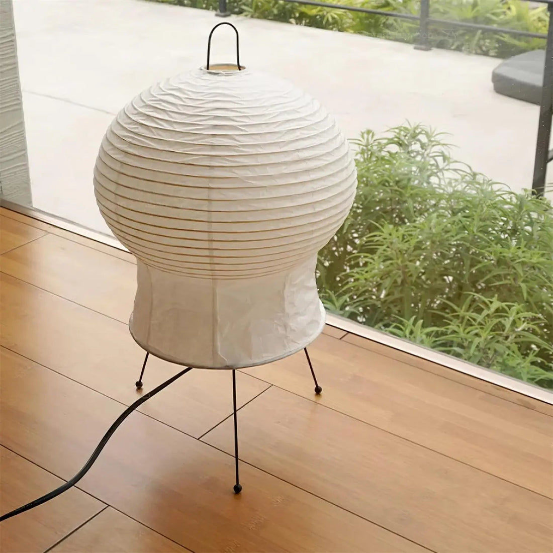 Tischlampe aus Reispapier – Japanisch inspirierte Washi-Lampe für den Eingangsbereich