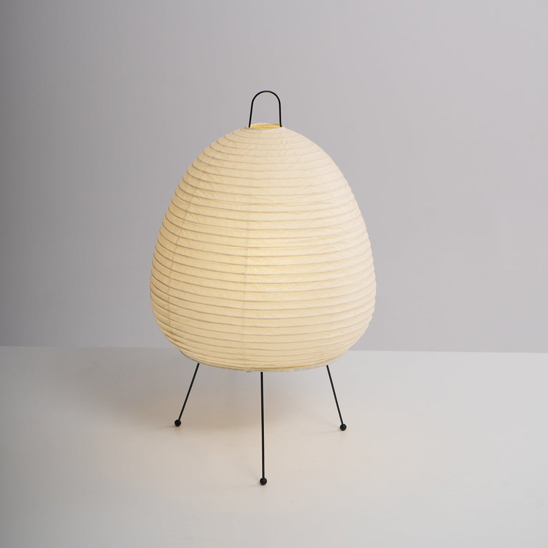 Japanisch inspirierte Papiertischlampe – Maulbeerpapierlampe fürs Schlafzimmer