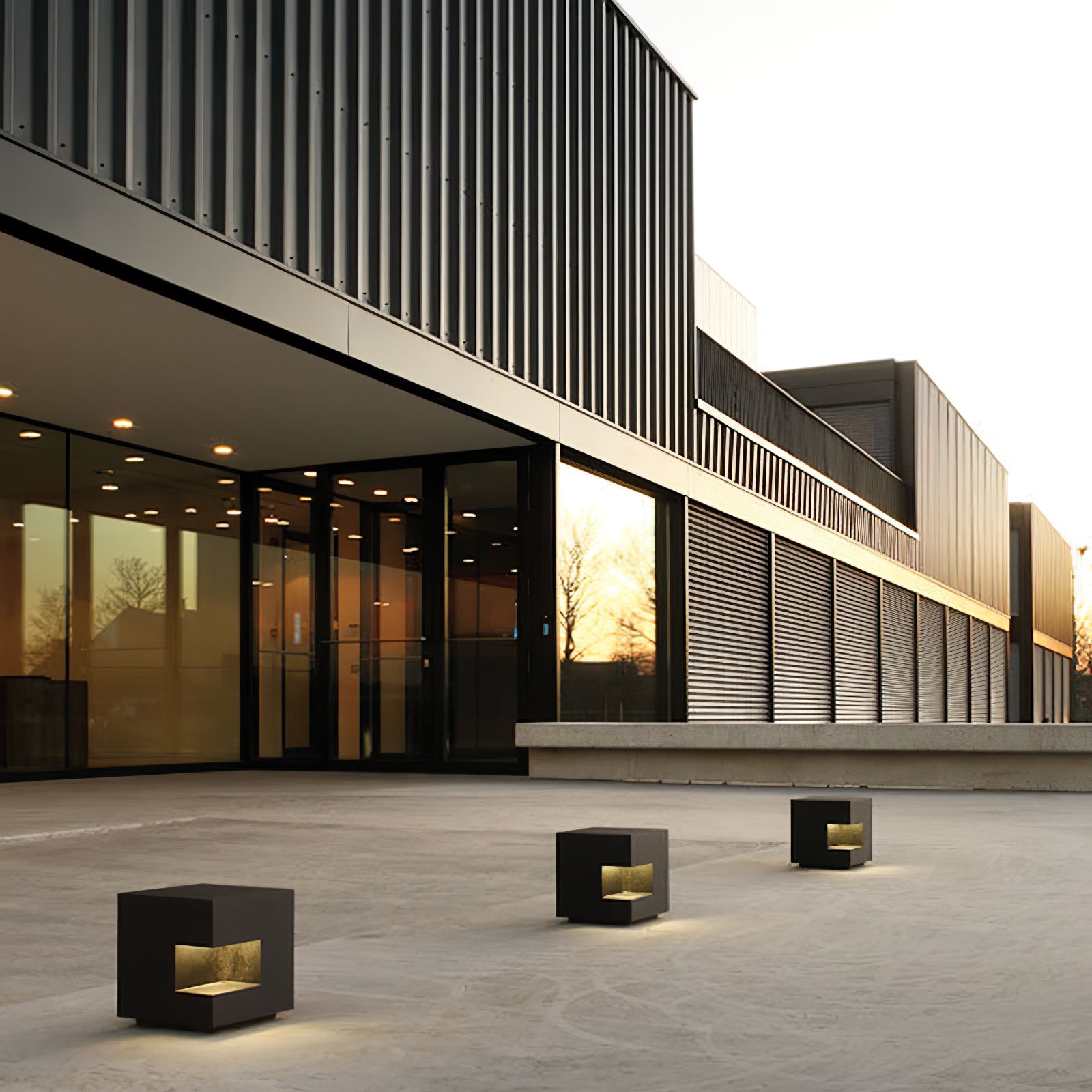 Cube Post Outdoor Light - Cube Outdoor Lamp Great for Courtyards