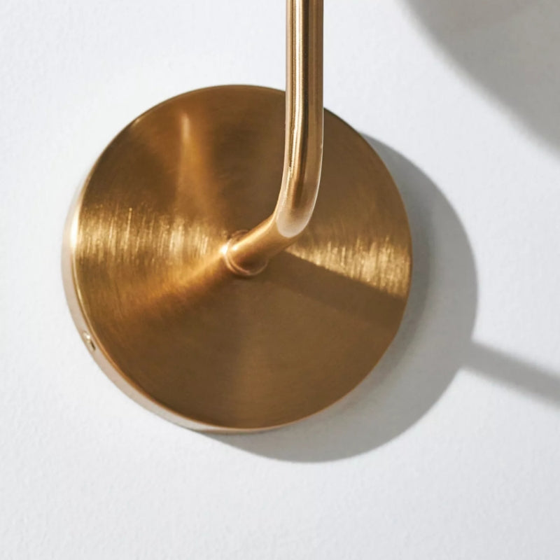 Modo Sculpted Glass Wall Sconce – Modern Diffused-Light Lamp for Entryways