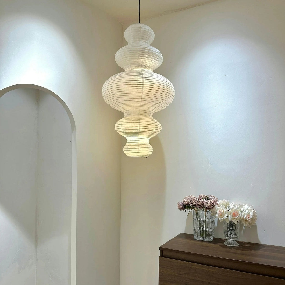 Sculptural Rice Paper Pendant Lamp - Luxurious Lamp for Bedroom