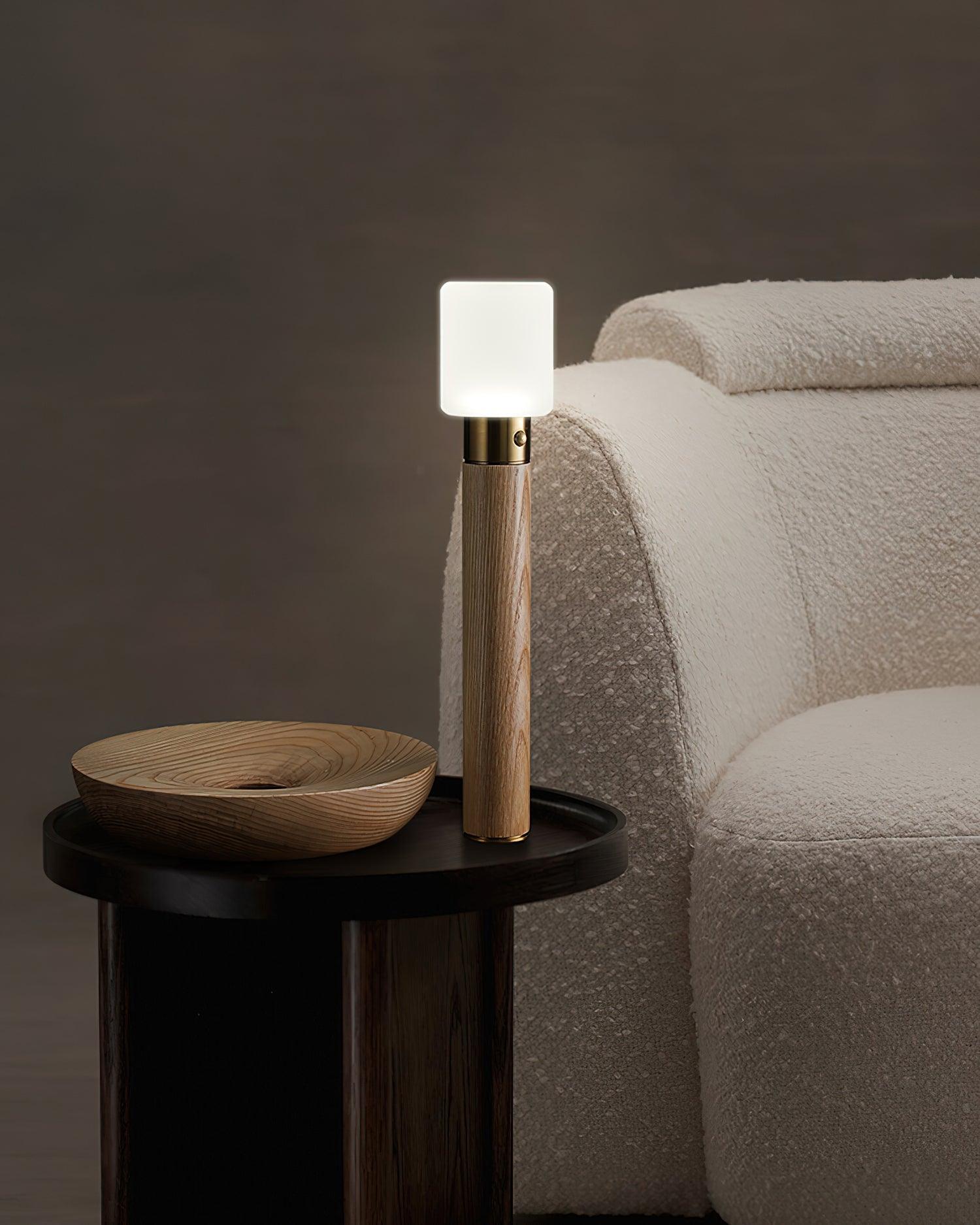Simplicity Tischlampe – Massivholz, elegantes Design – für den Heim-/Bürogebrauch