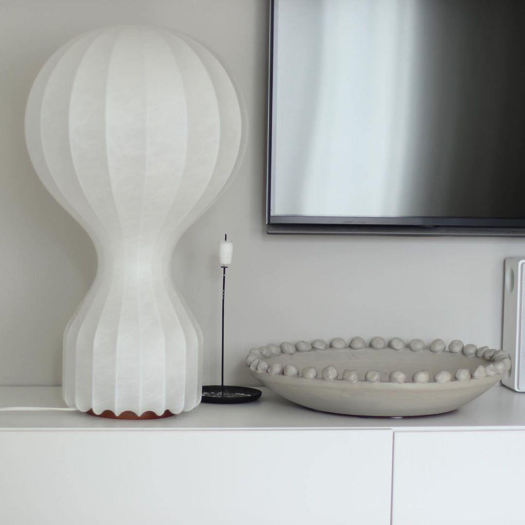 Hot Air Balloon Cocoon White Table Lamp