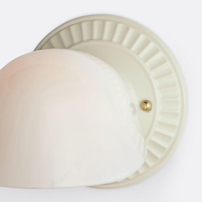 Fiesta Fluted Wall Sconce – Art Deco Inspired Design with Soft Ambient Lighting for Bathroom or Bedroom
