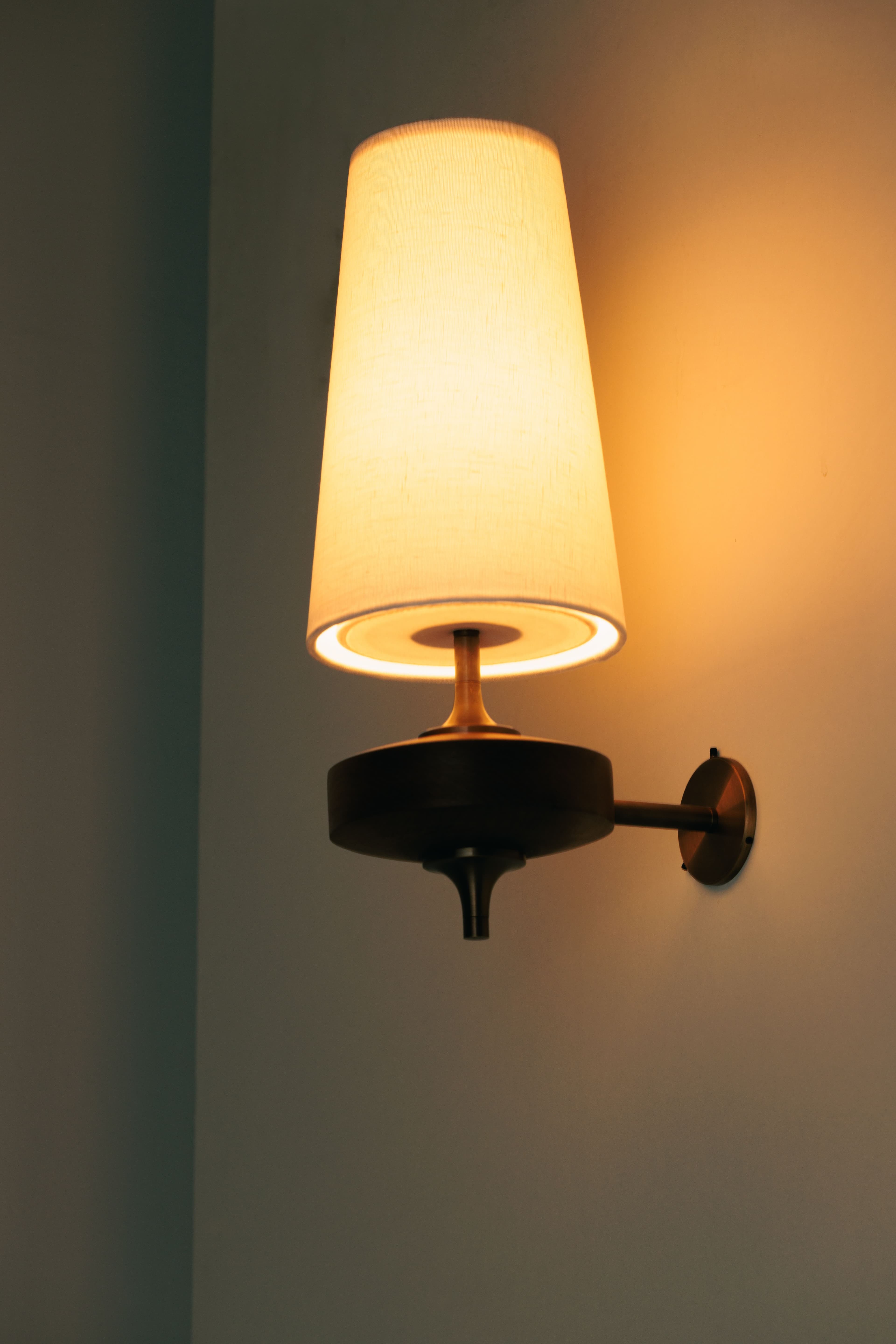 Hour Rho Wandleuchte