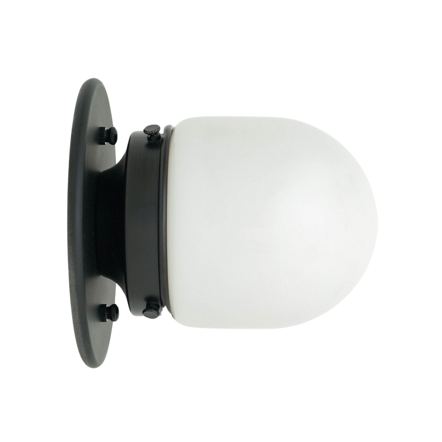 Decken- und Wandleuchte aus Opalglas – kleine Kugelleuchte im Art-Deco-Stil