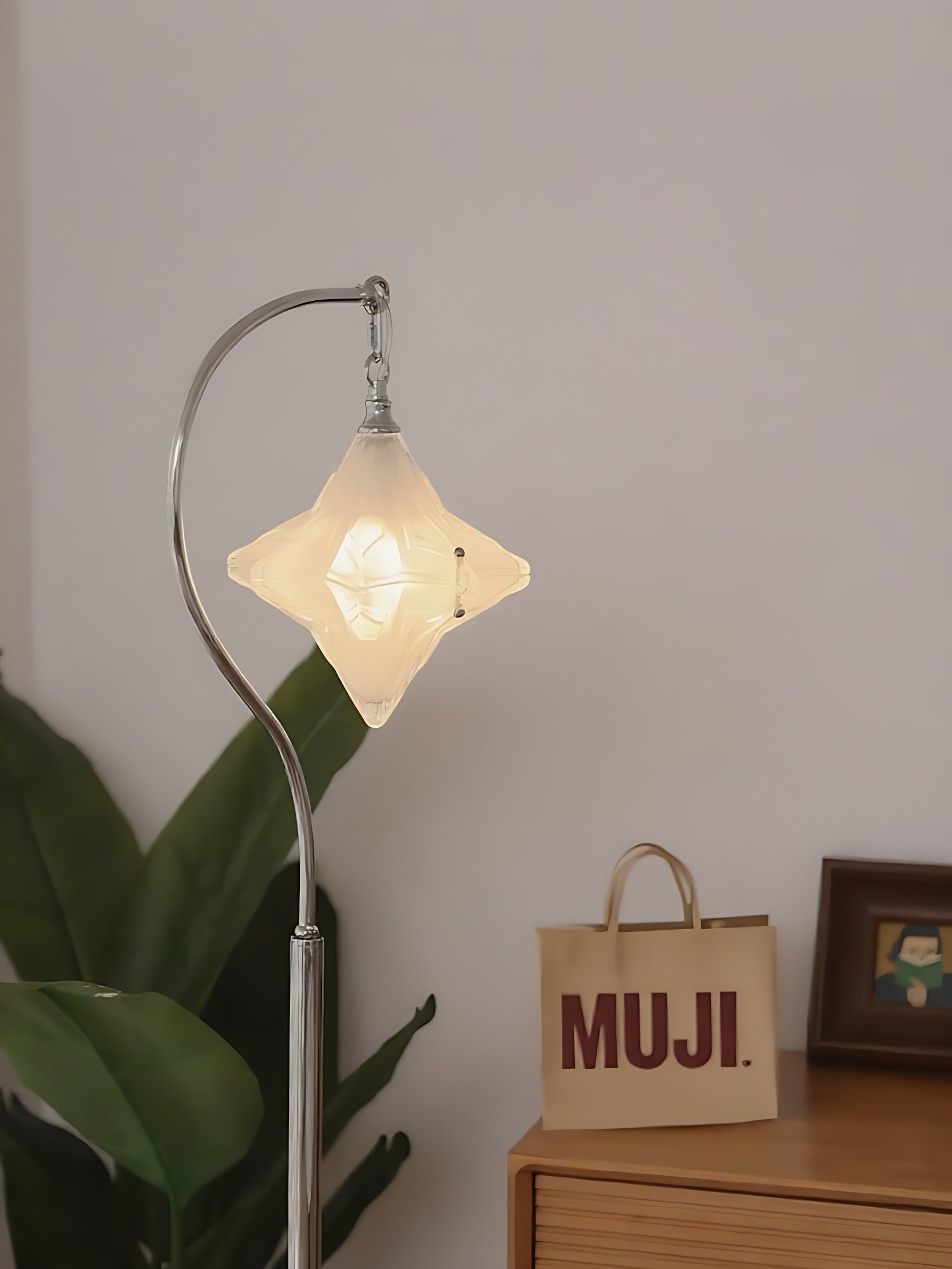 Art Deco Stern Stehleuchte - Moderne Stehleuchte für Wohnräume - Astris Orion