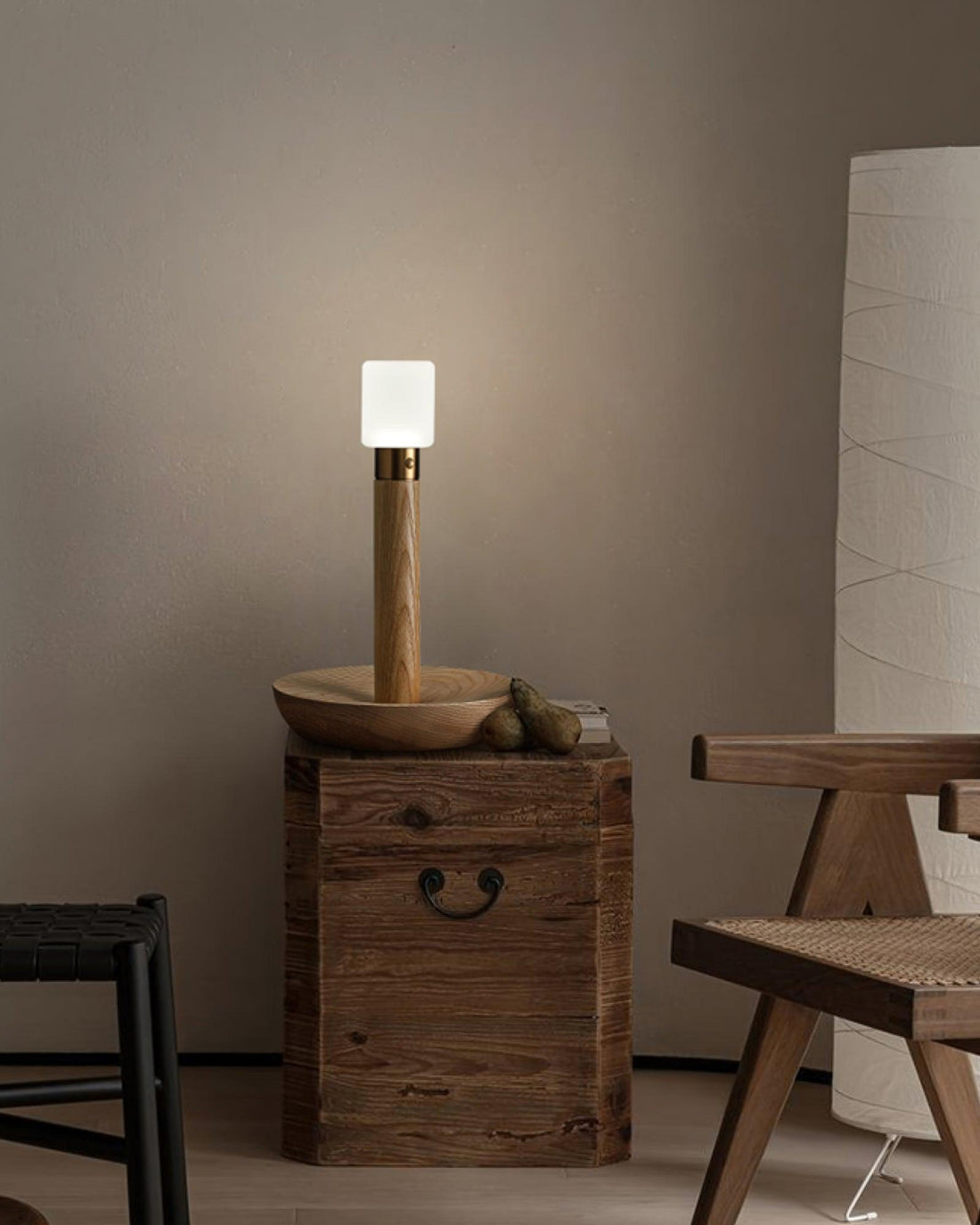 Simplicity Tischlampe – Massivholz, elegantes Design – für den Heim-/Bürogebrauch